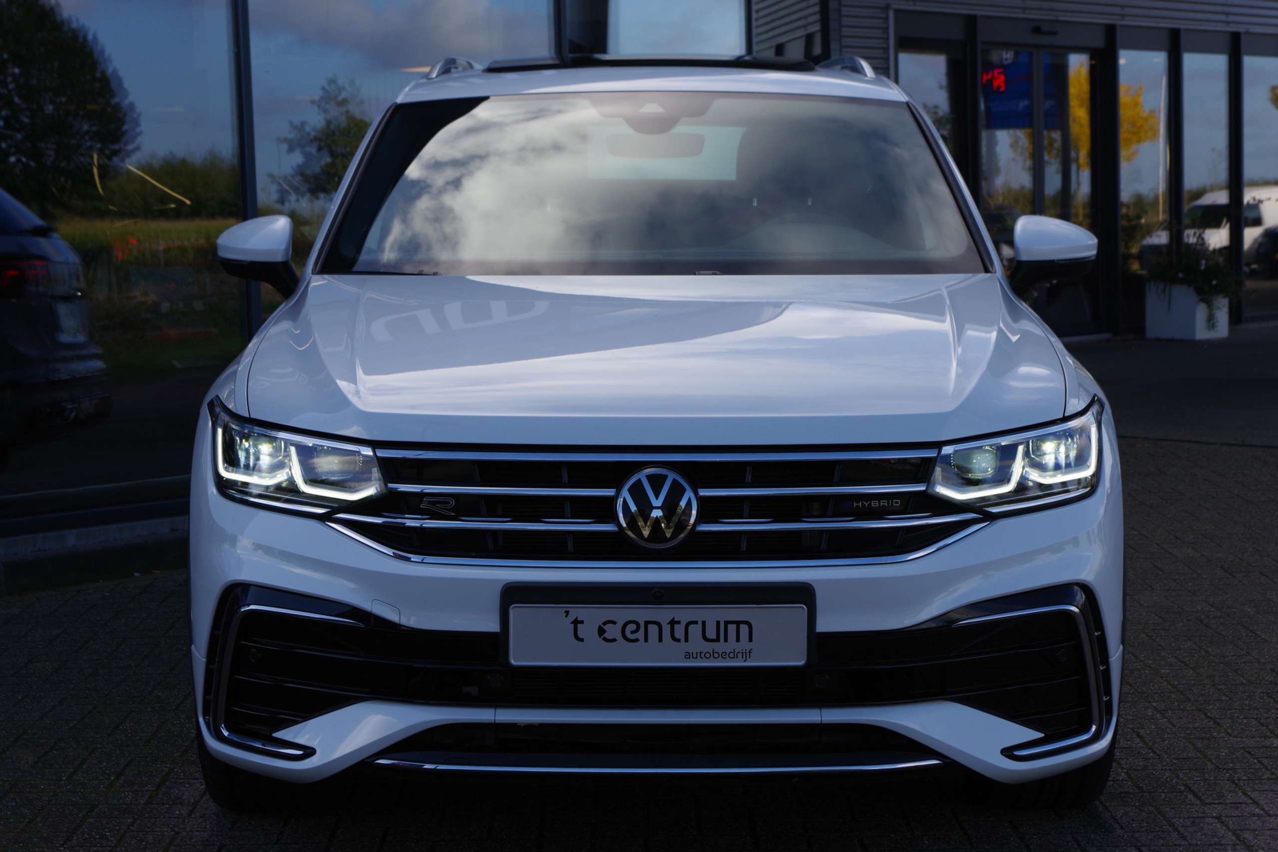 Volkswagen - Tiguan