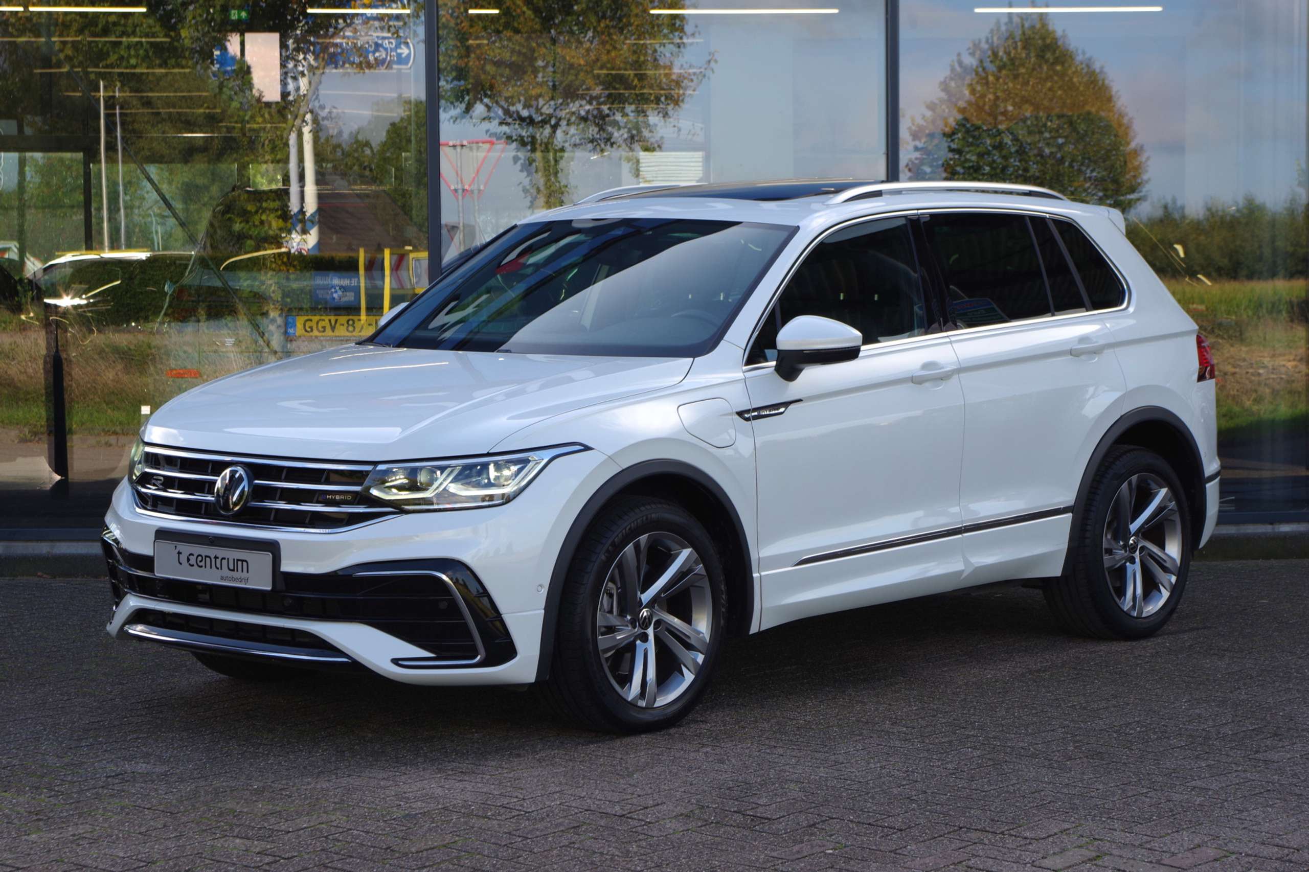 Volkswagen - Tiguan