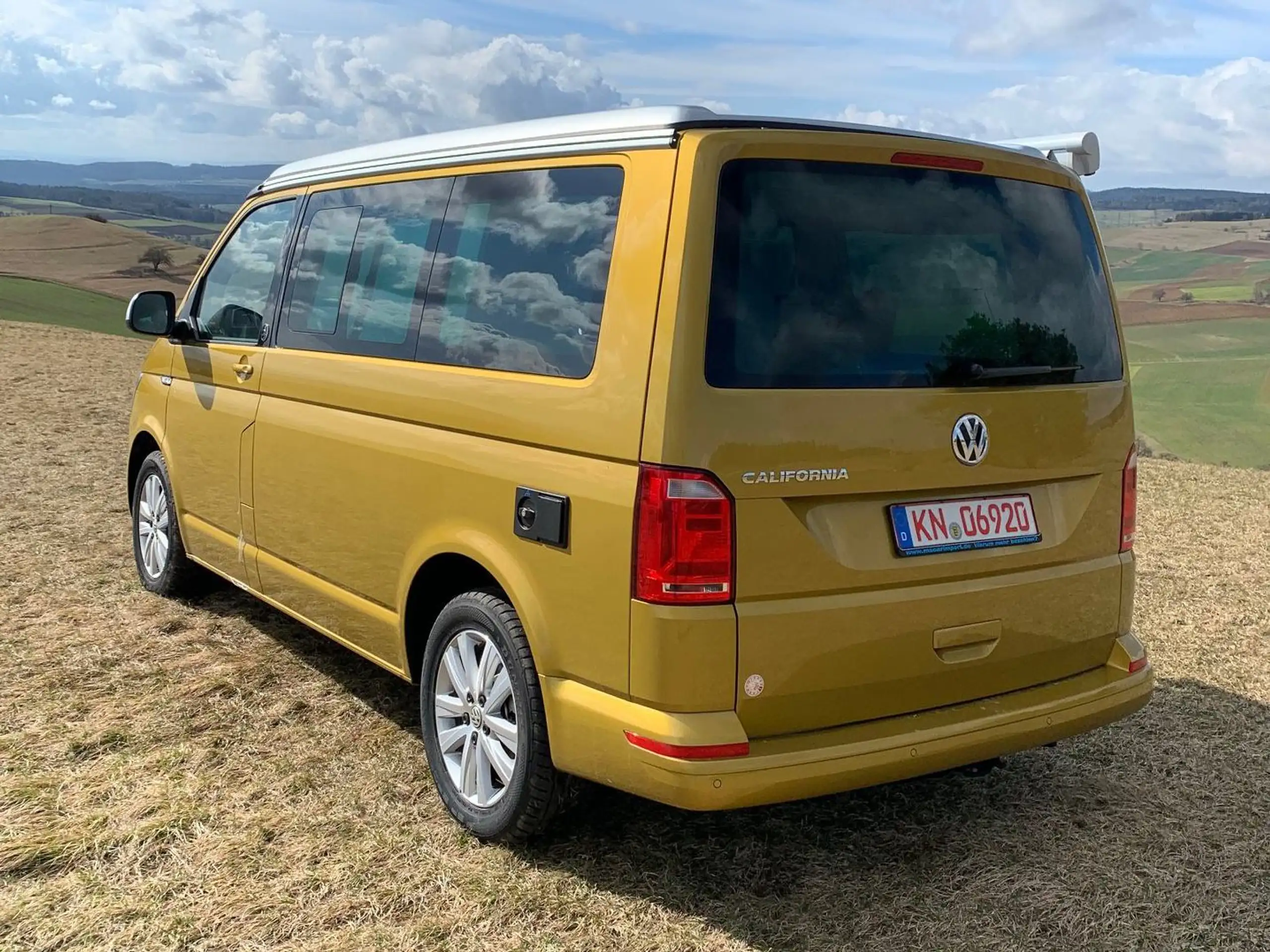 Volkswagen - T6 California