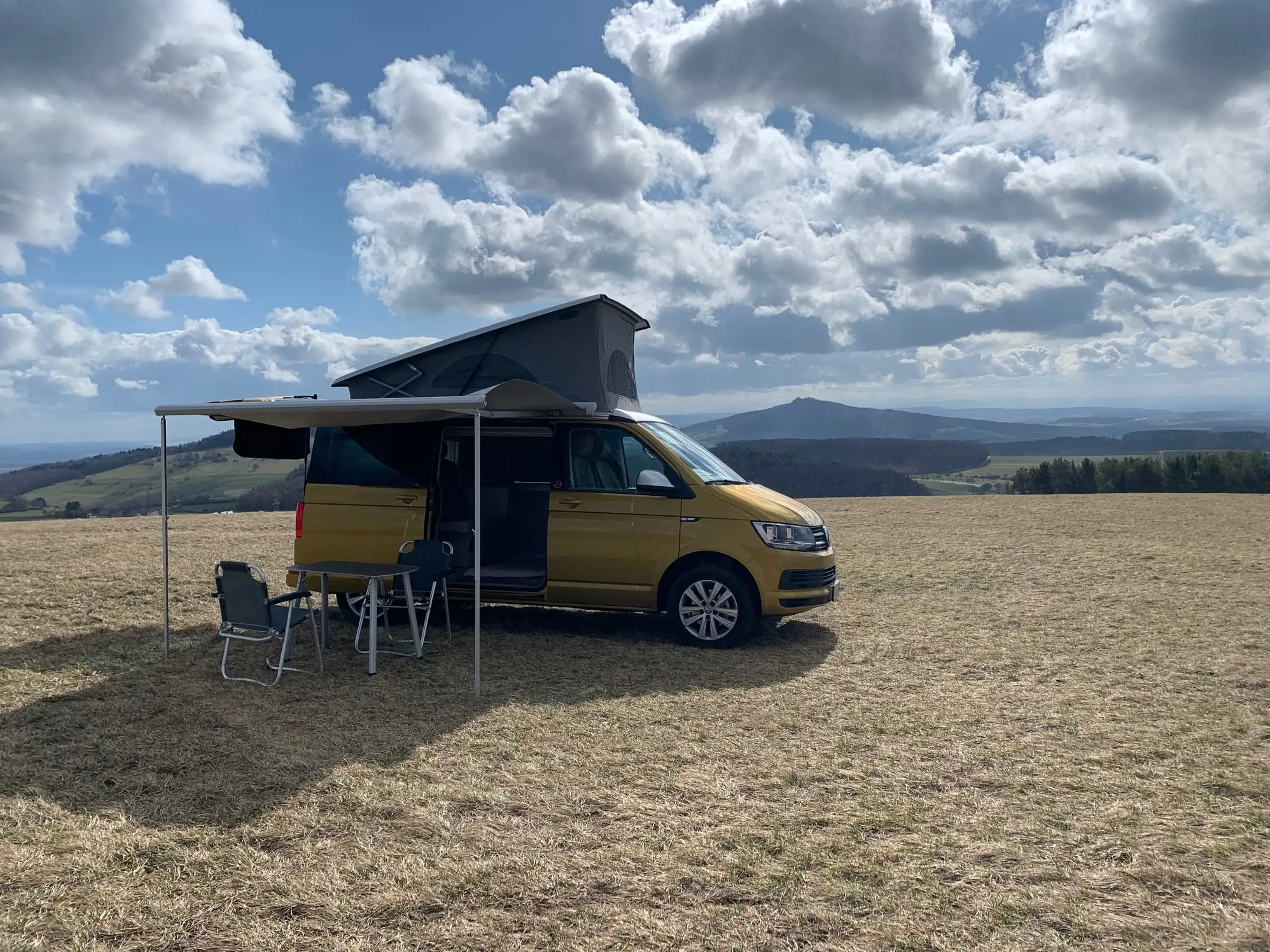 Volkswagen - T6 California