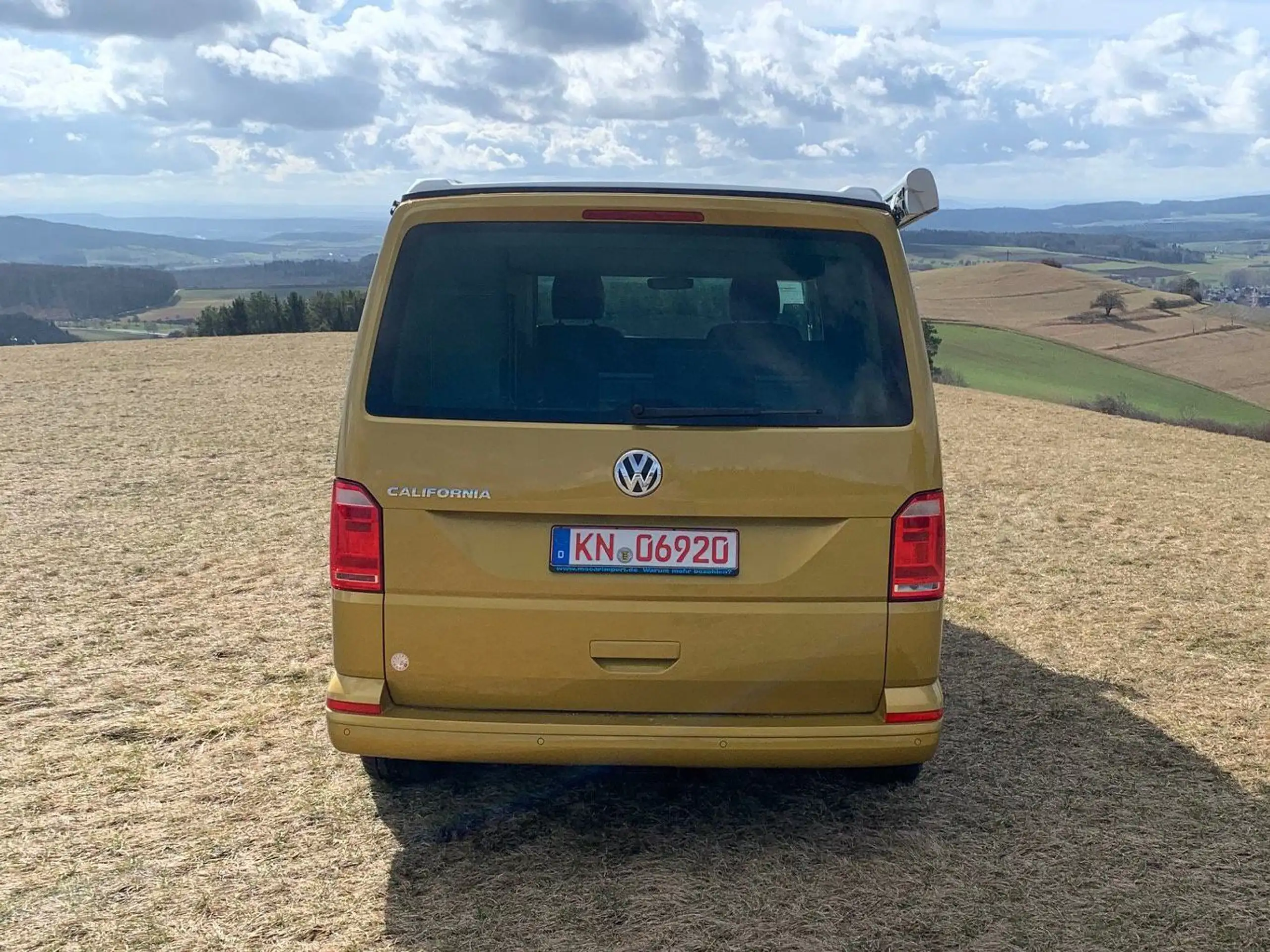 Volkswagen - T6 California