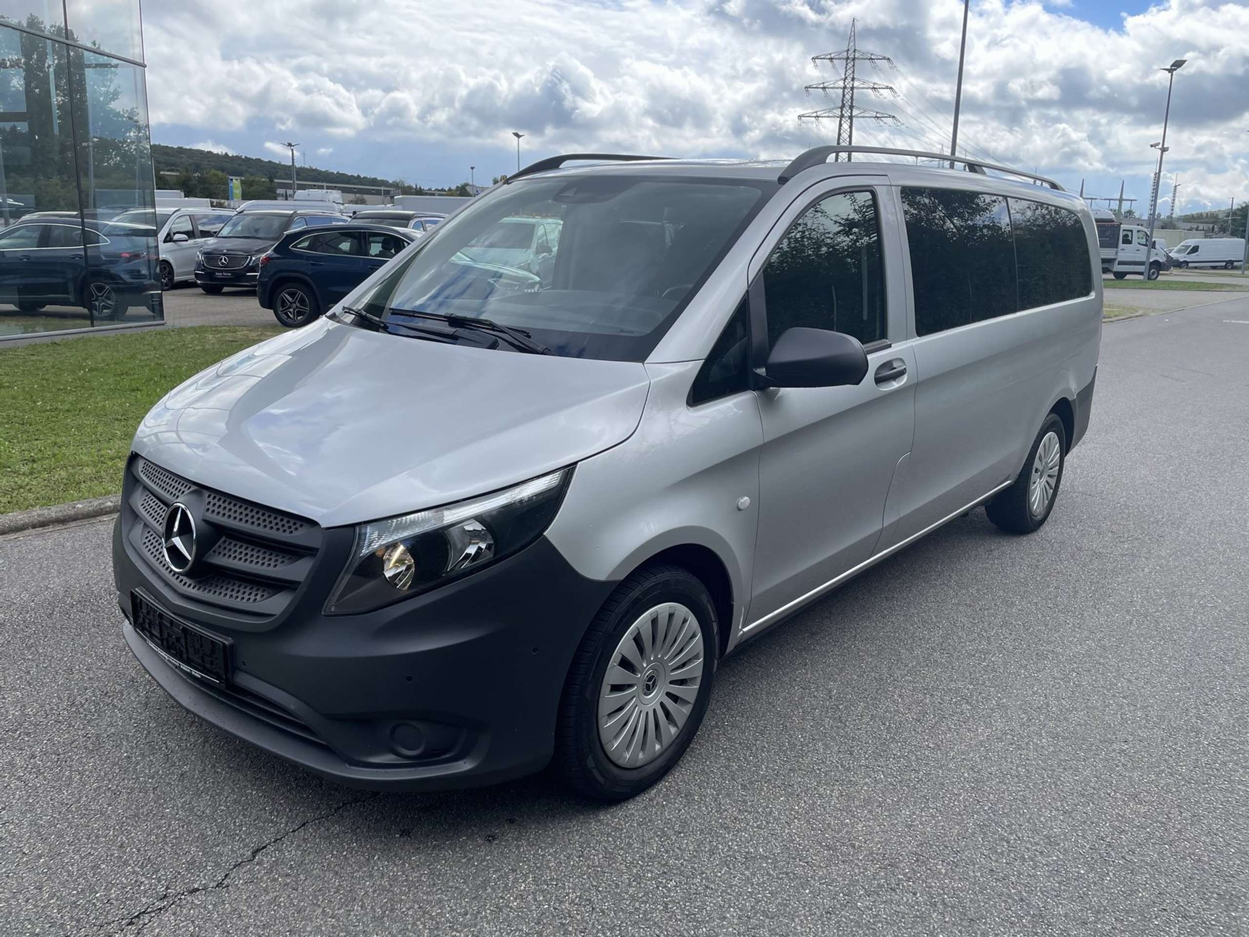 Mercedes-Benz - Vito