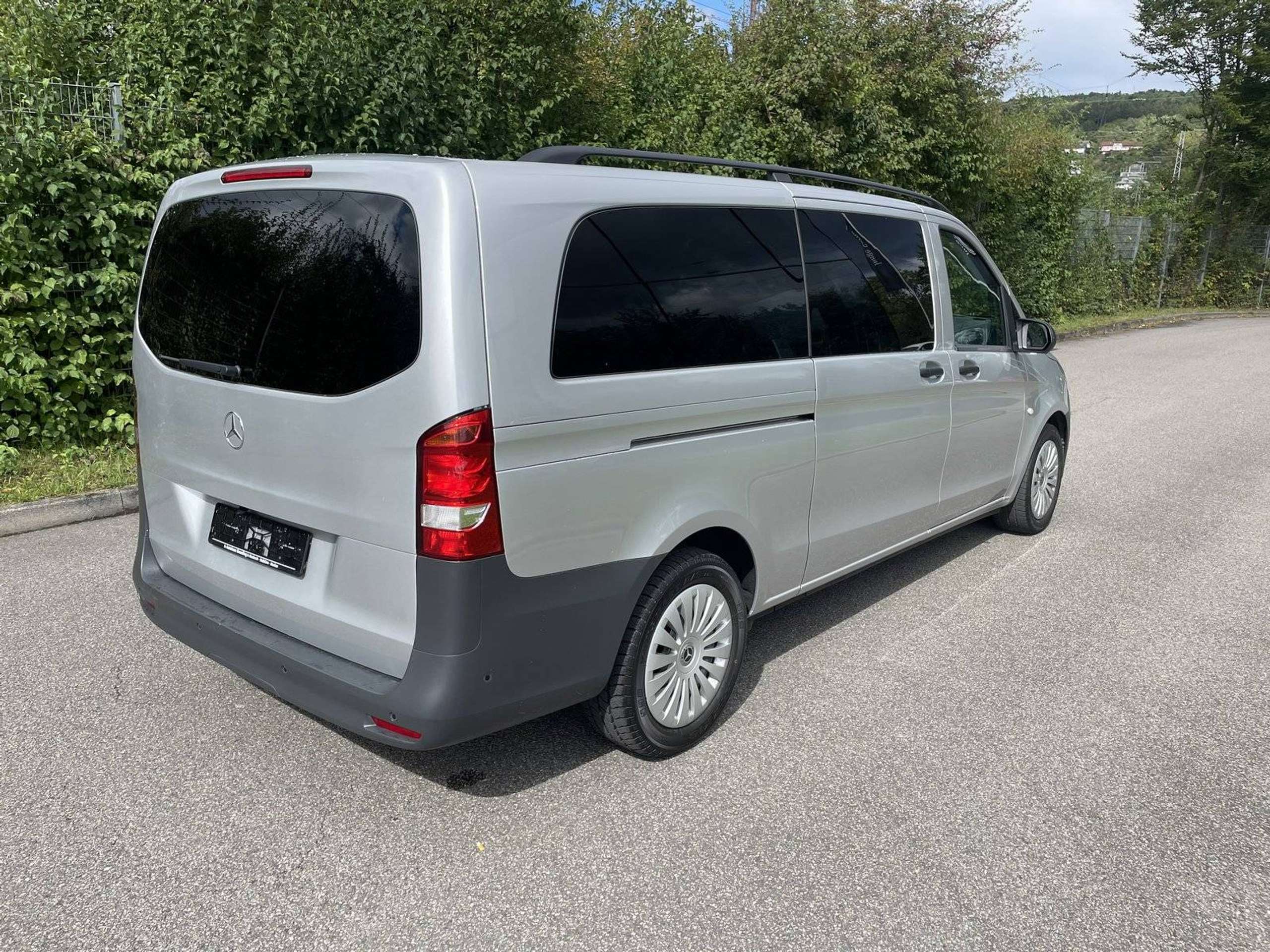 Mercedes-Benz - Vito