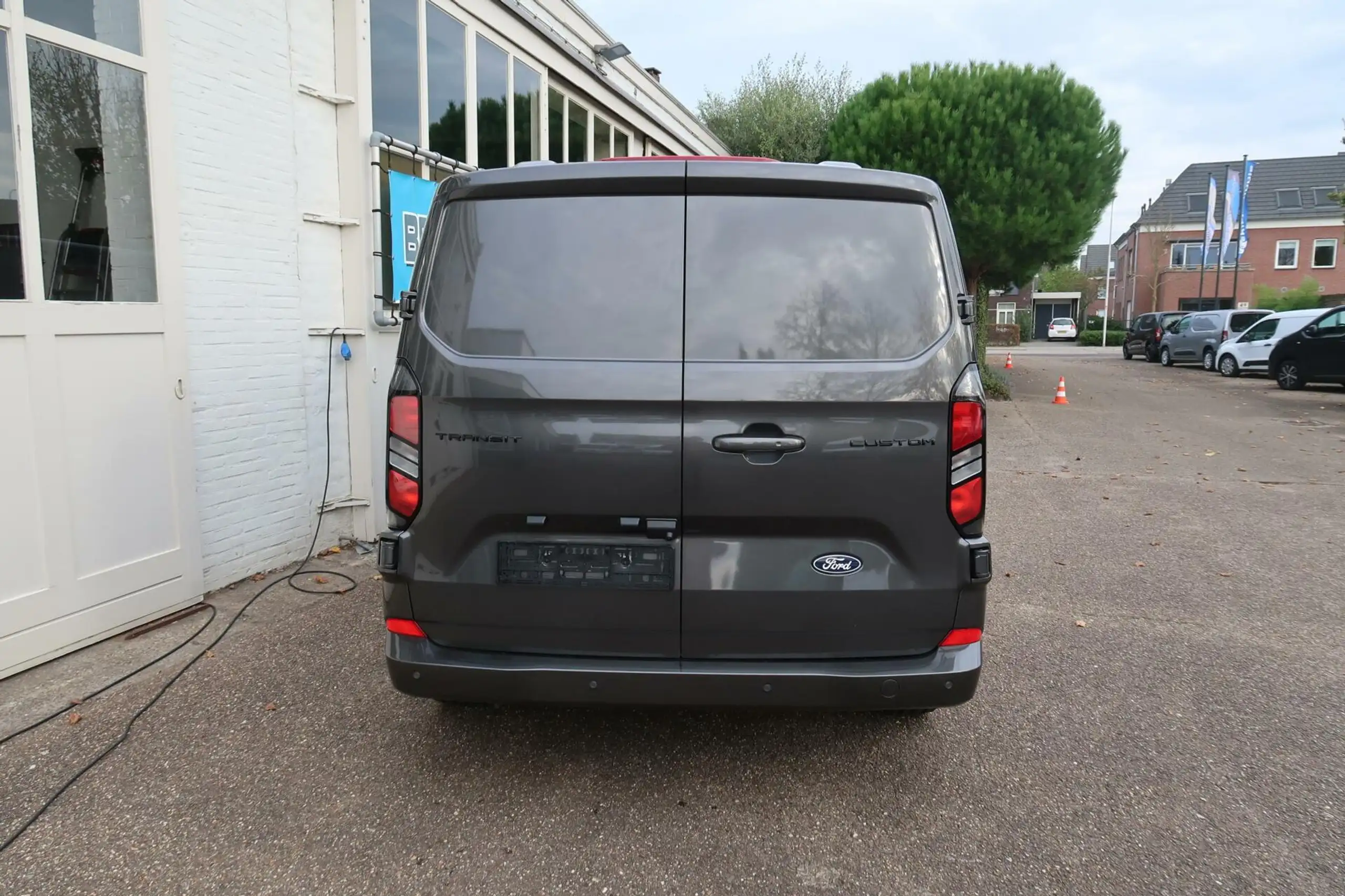 Ford - Transit Custom