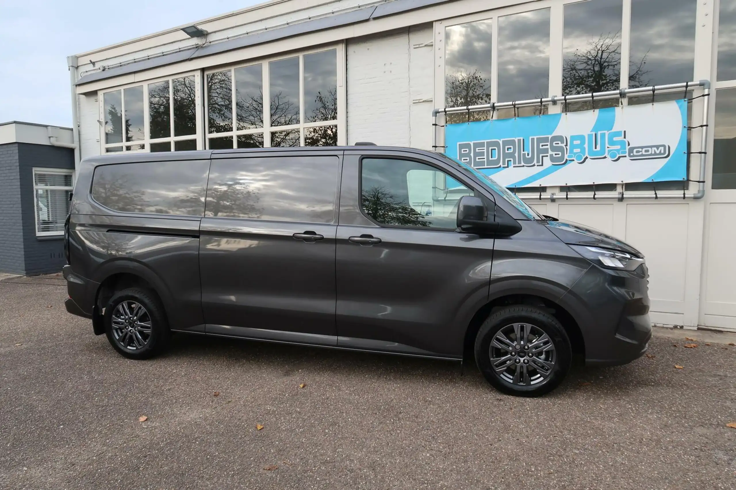 Ford - Transit Custom