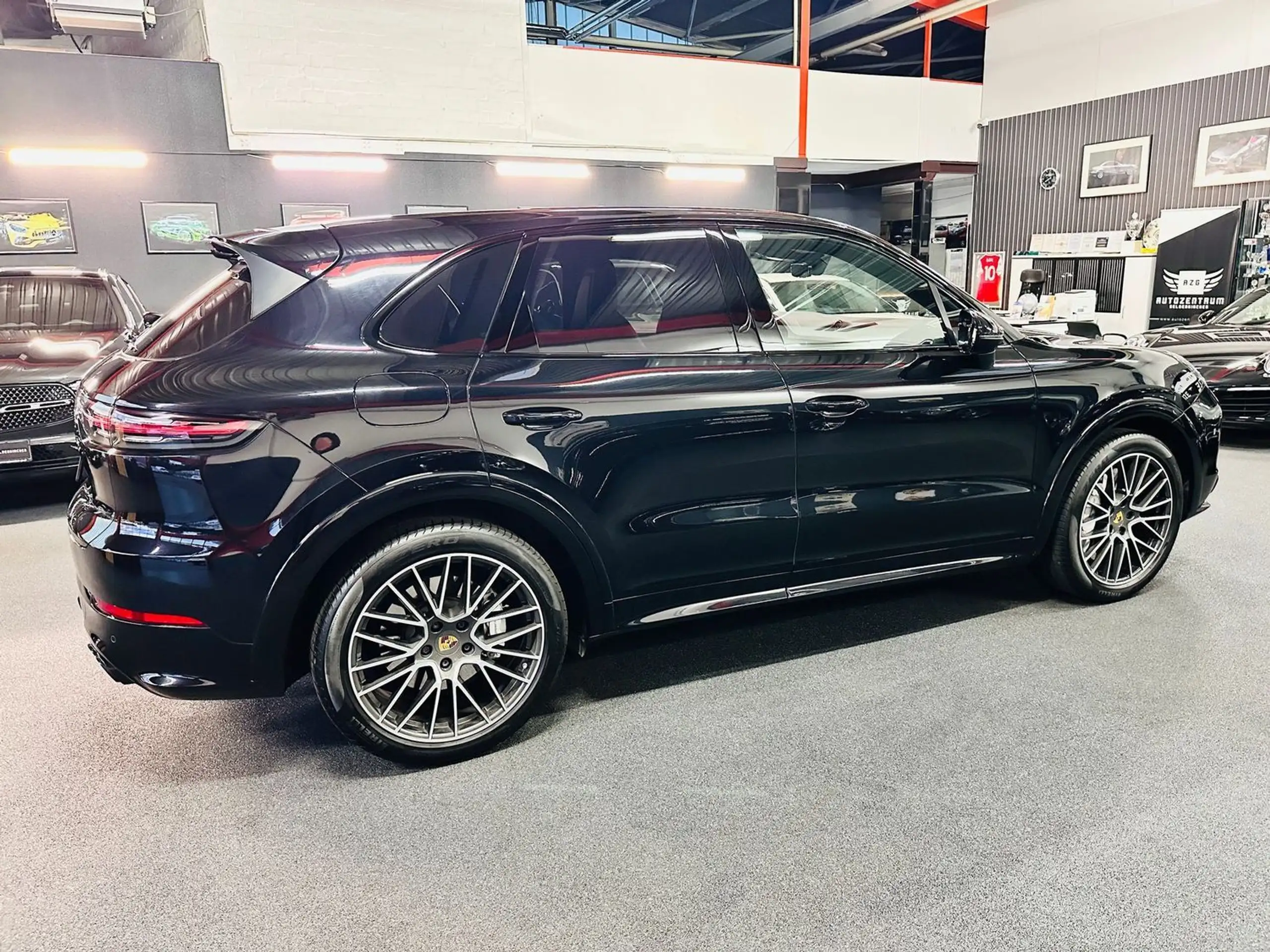 Porsche - Cayenne