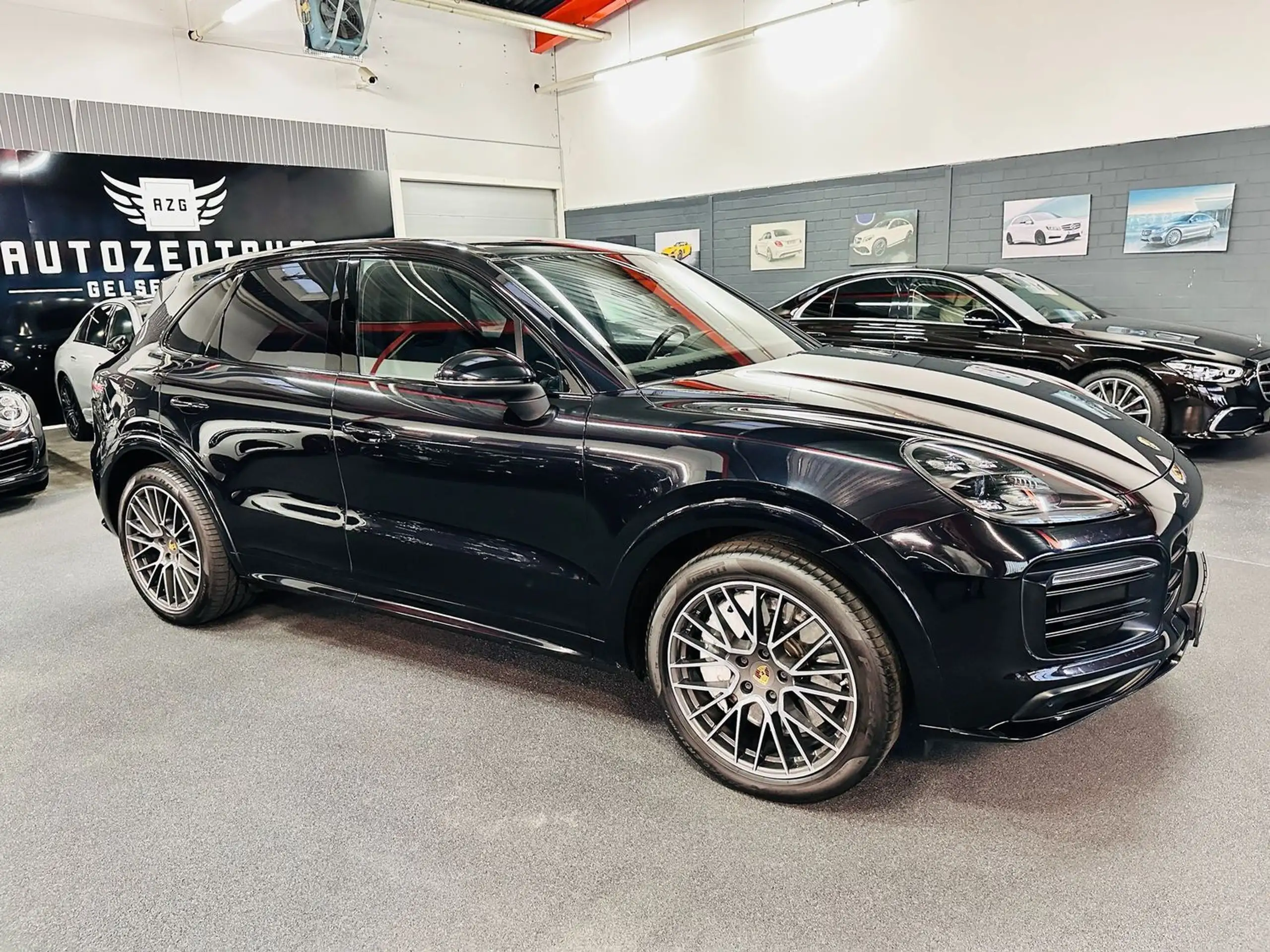 Porsche - Cayenne