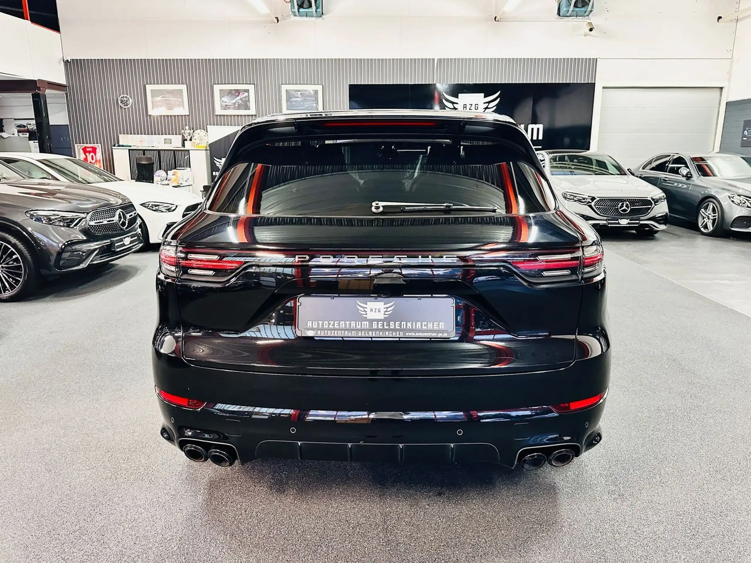 Porsche - Cayenne