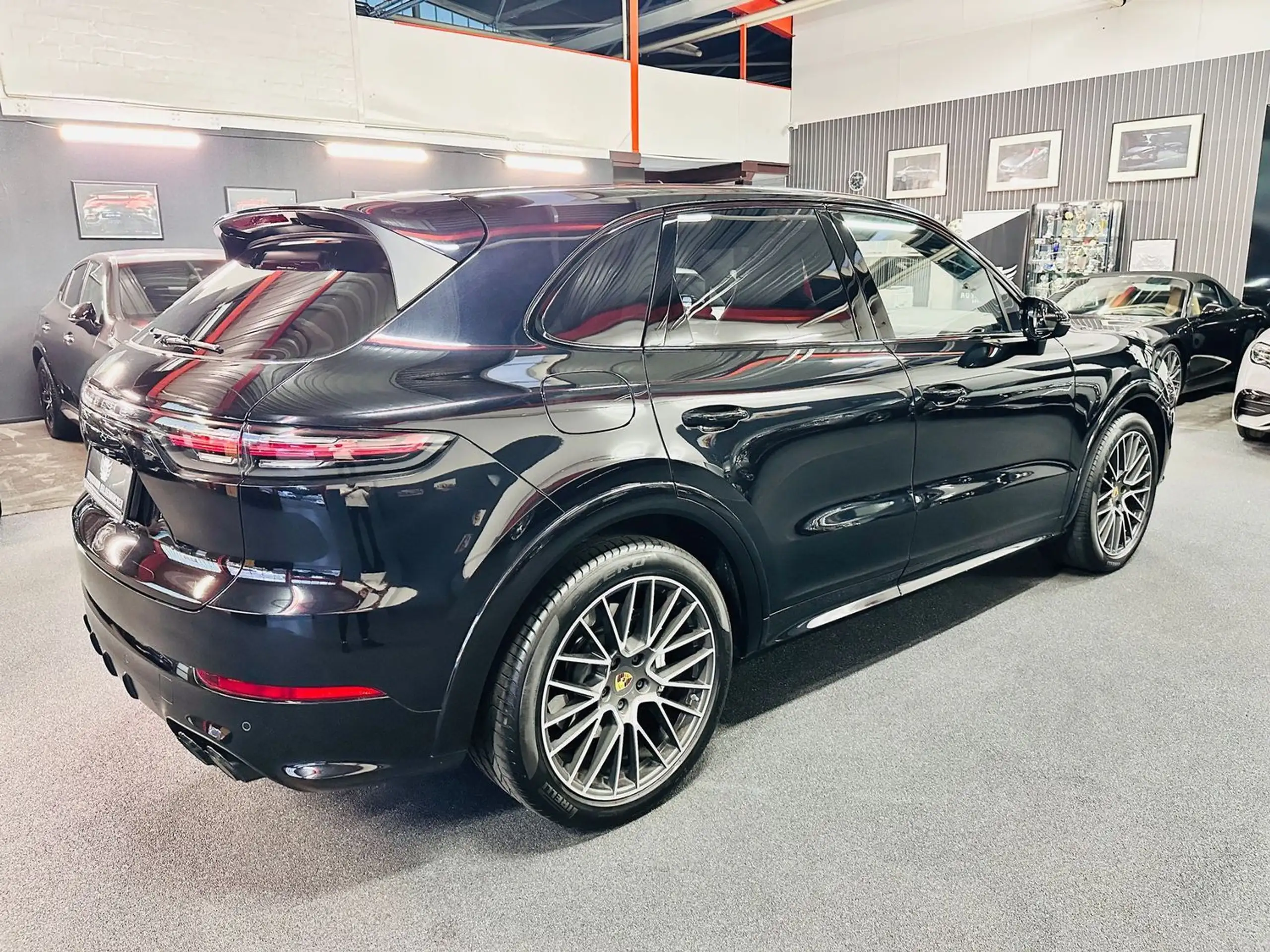 Porsche - Cayenne