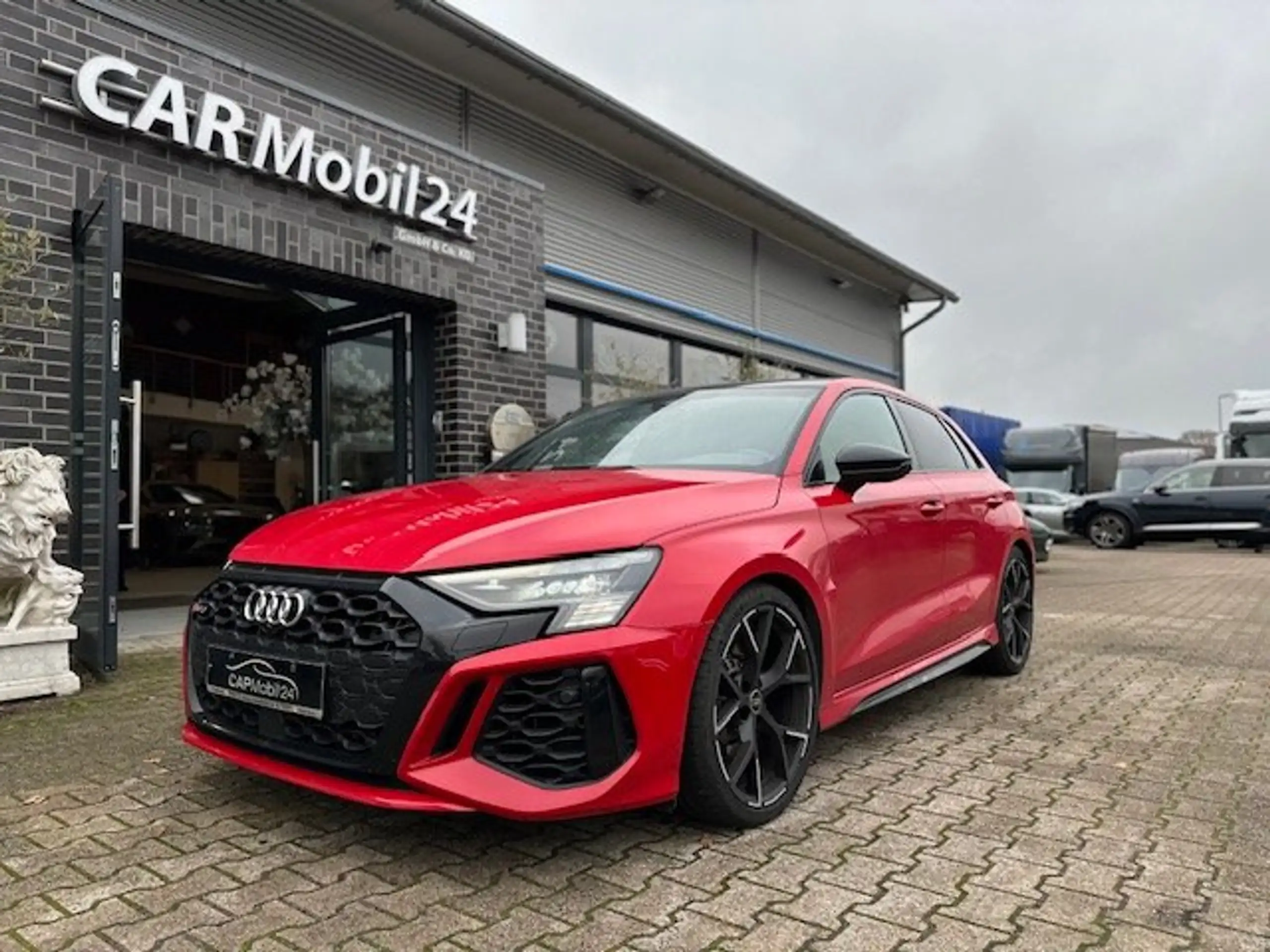 Audi - RS3