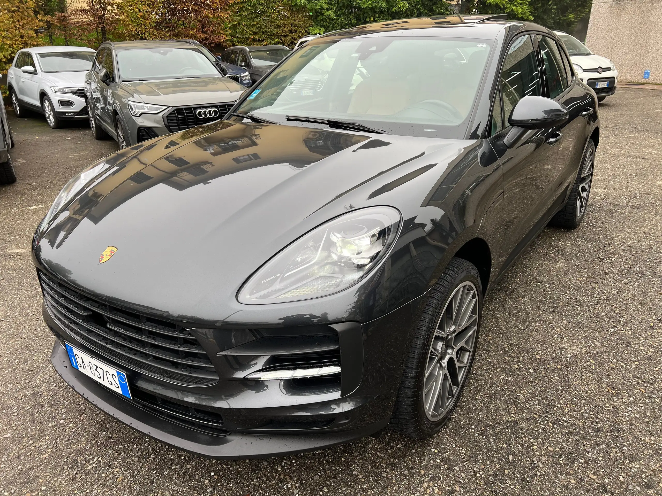 Porsche - Macan