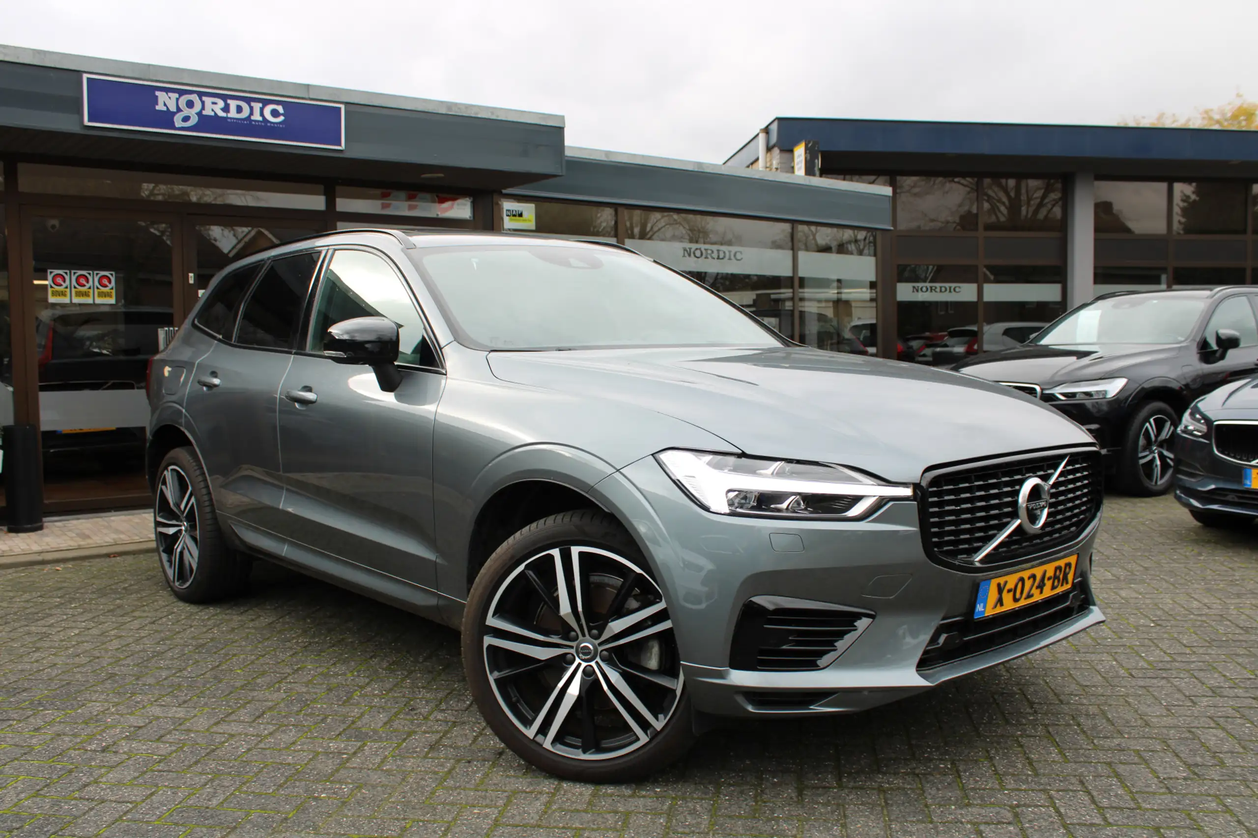 Volvo - XC60