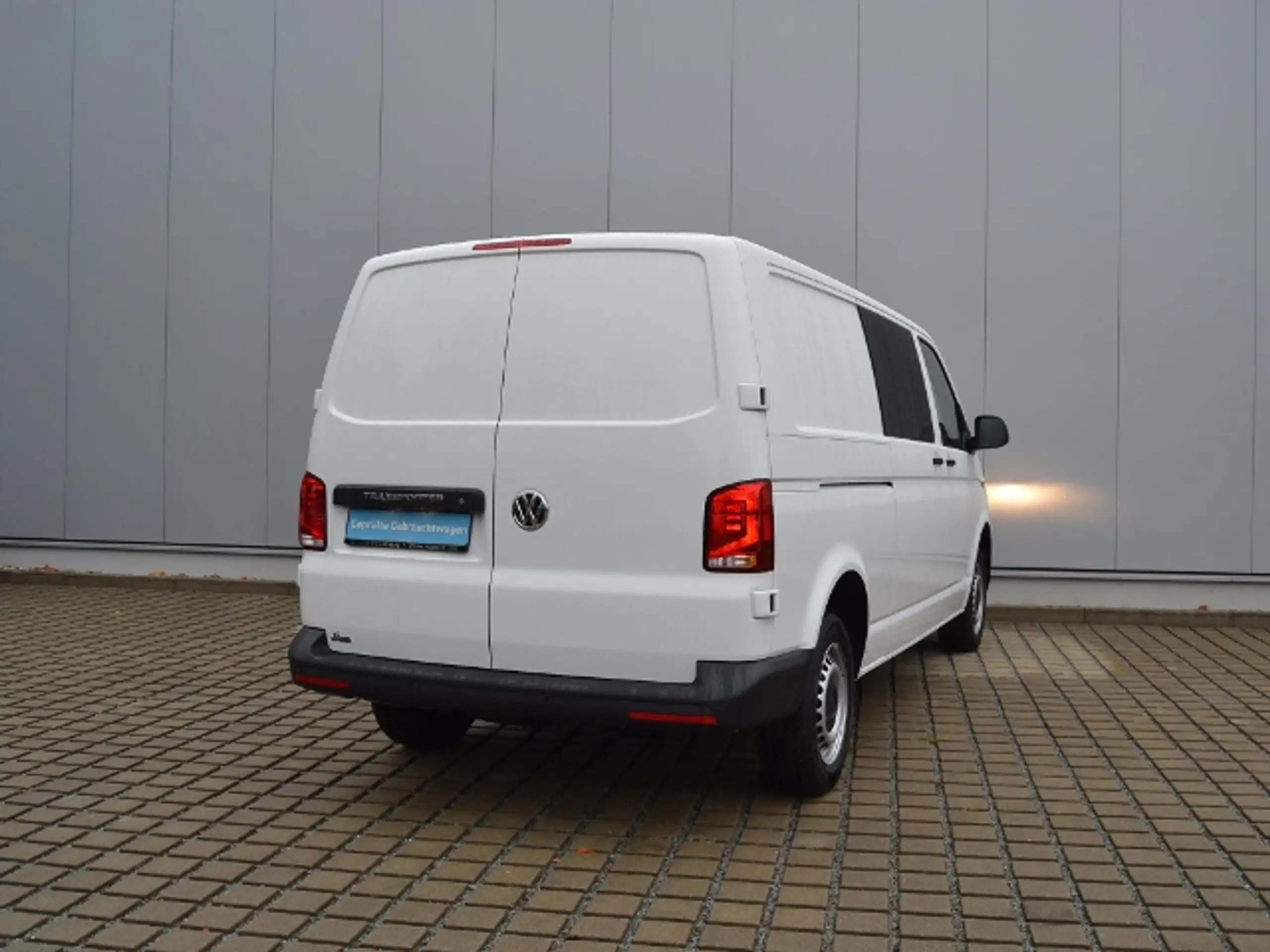 Volkswagen - T6.1 Transporter