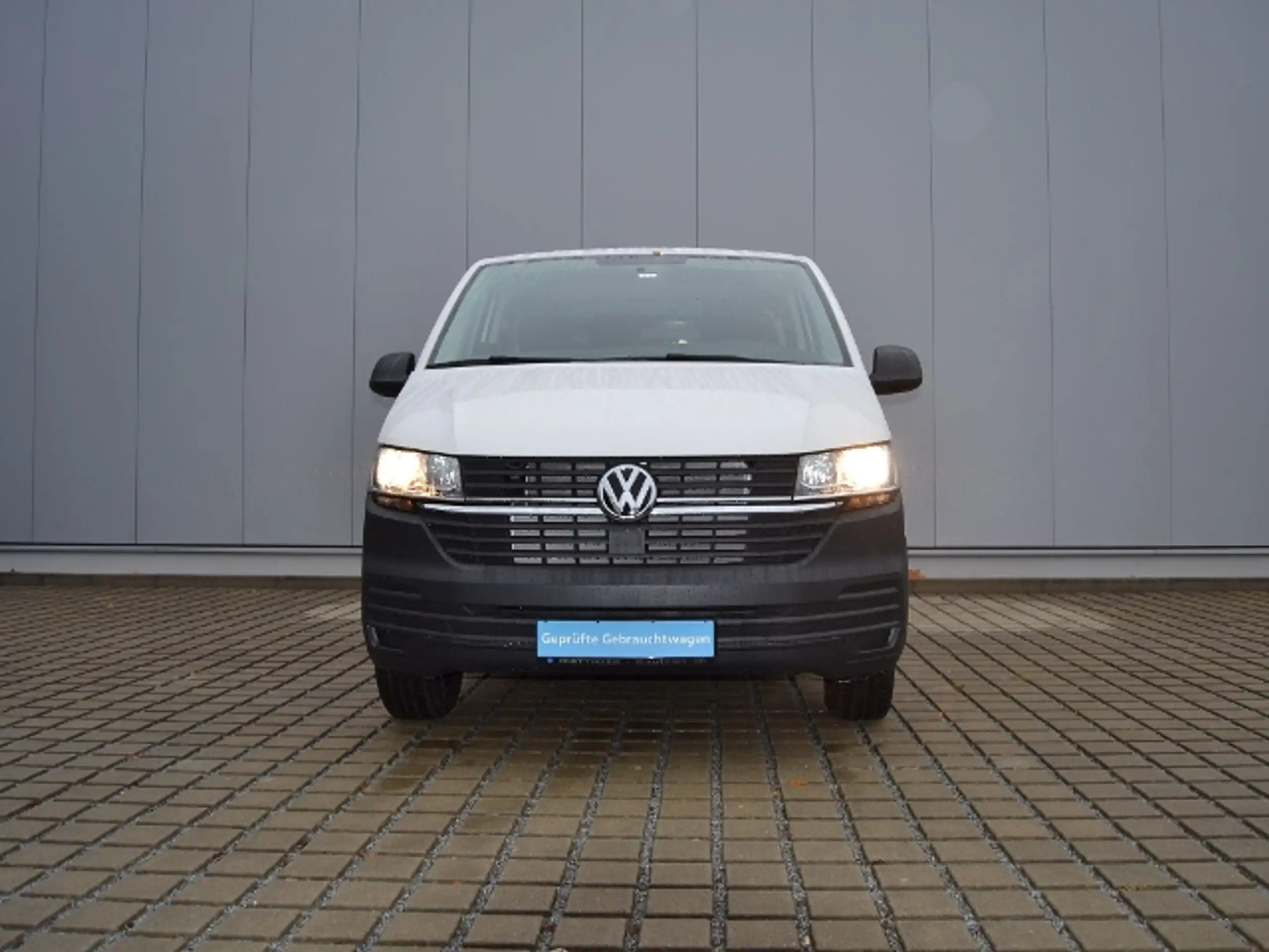 Volkswagen - T6.1 Transporter