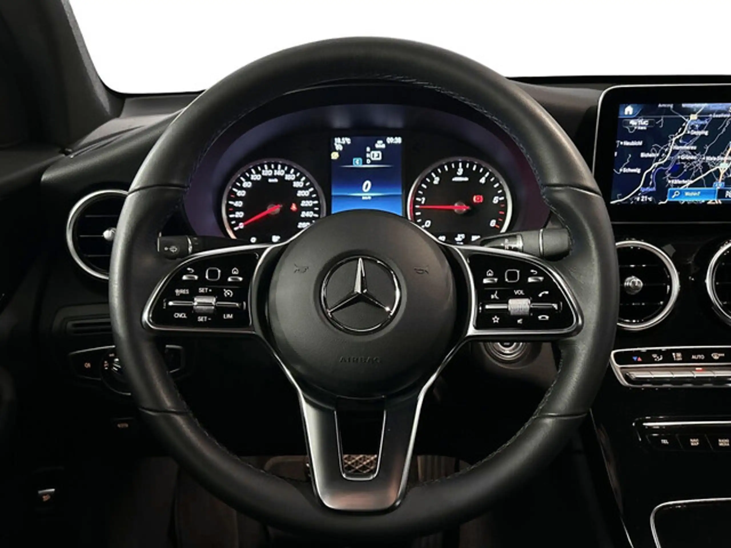 Mercedes-Benz - GLC 220