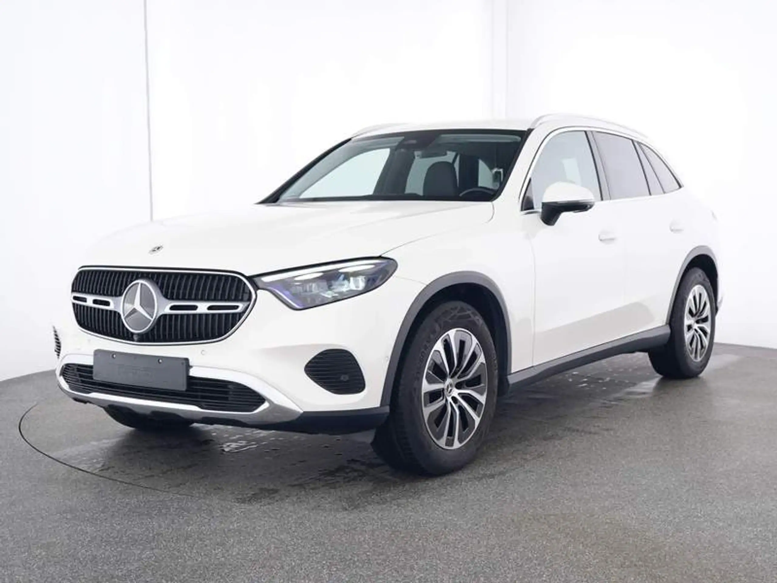 Mercedes-Benz - GLC 220