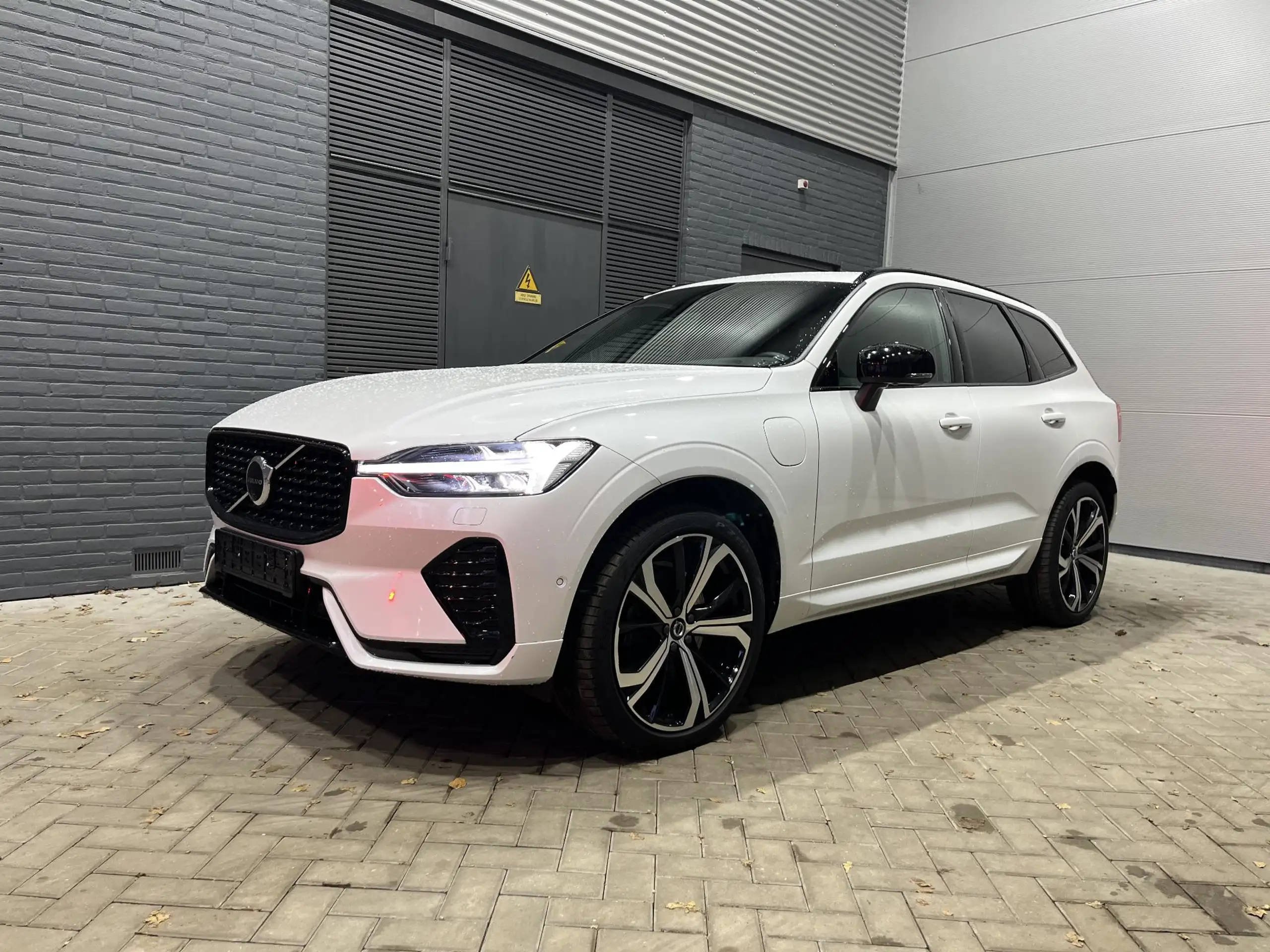 Volvo - XC60