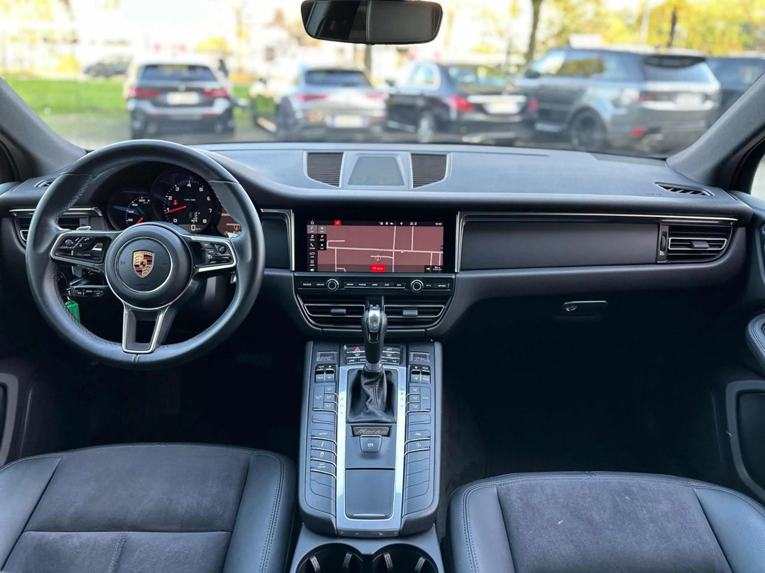 Porsche - Macan