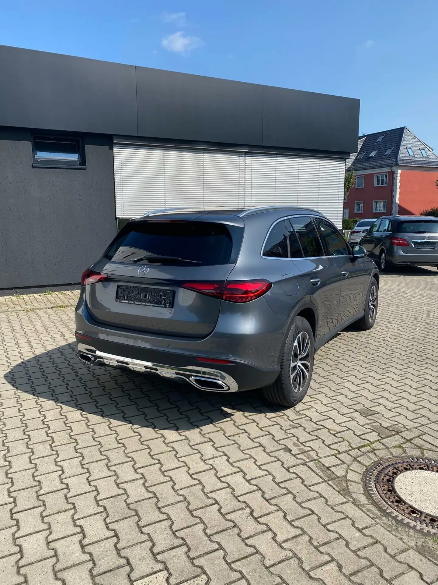 Mercedes-Benz - GLC 220