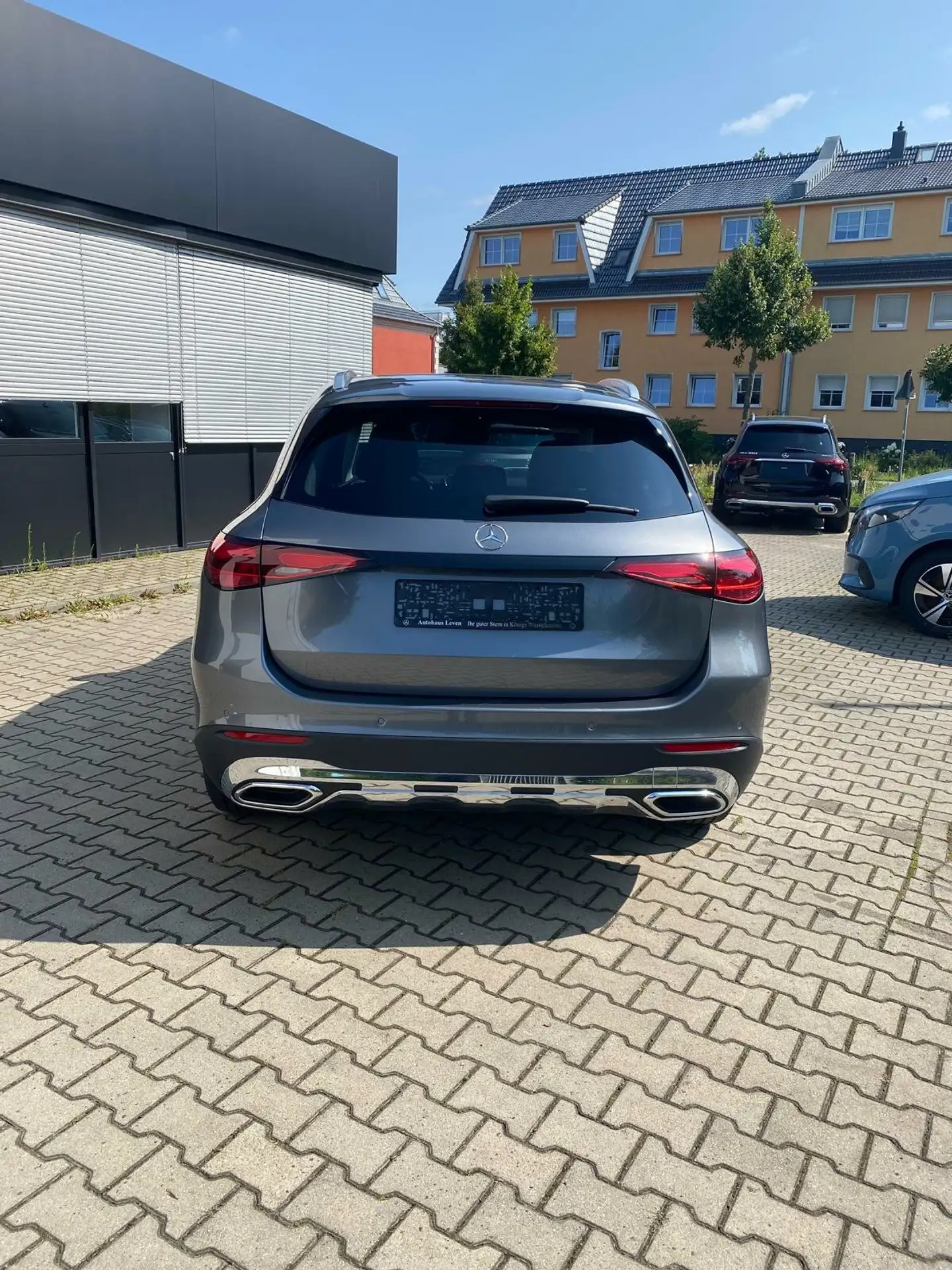 Mercedes-Benz - GLC 220