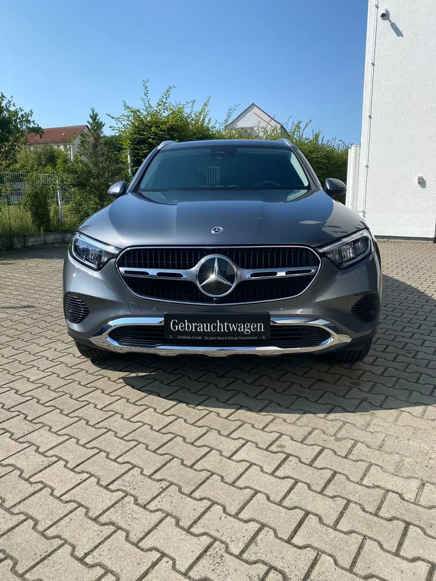 Mercedes-Benz - GLC 220