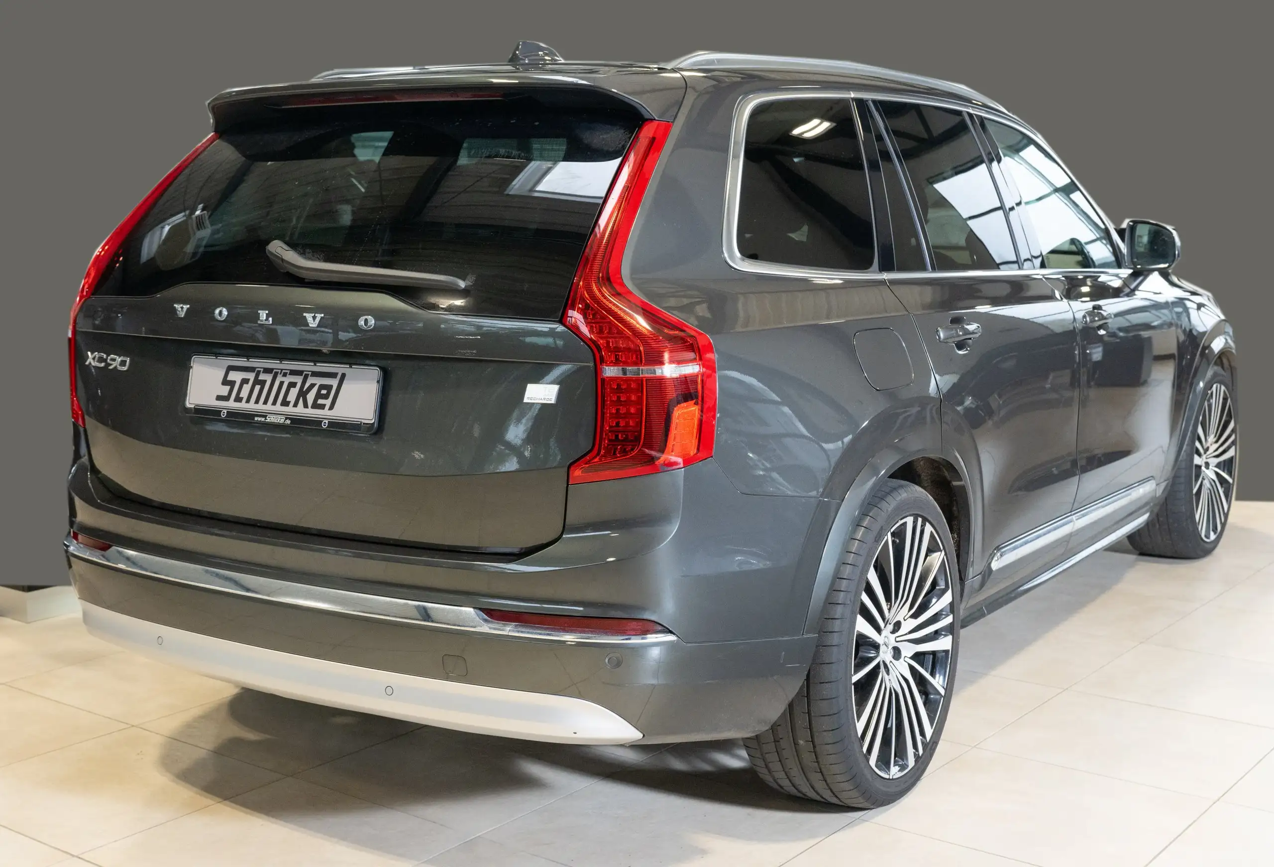 Volvo - XC90