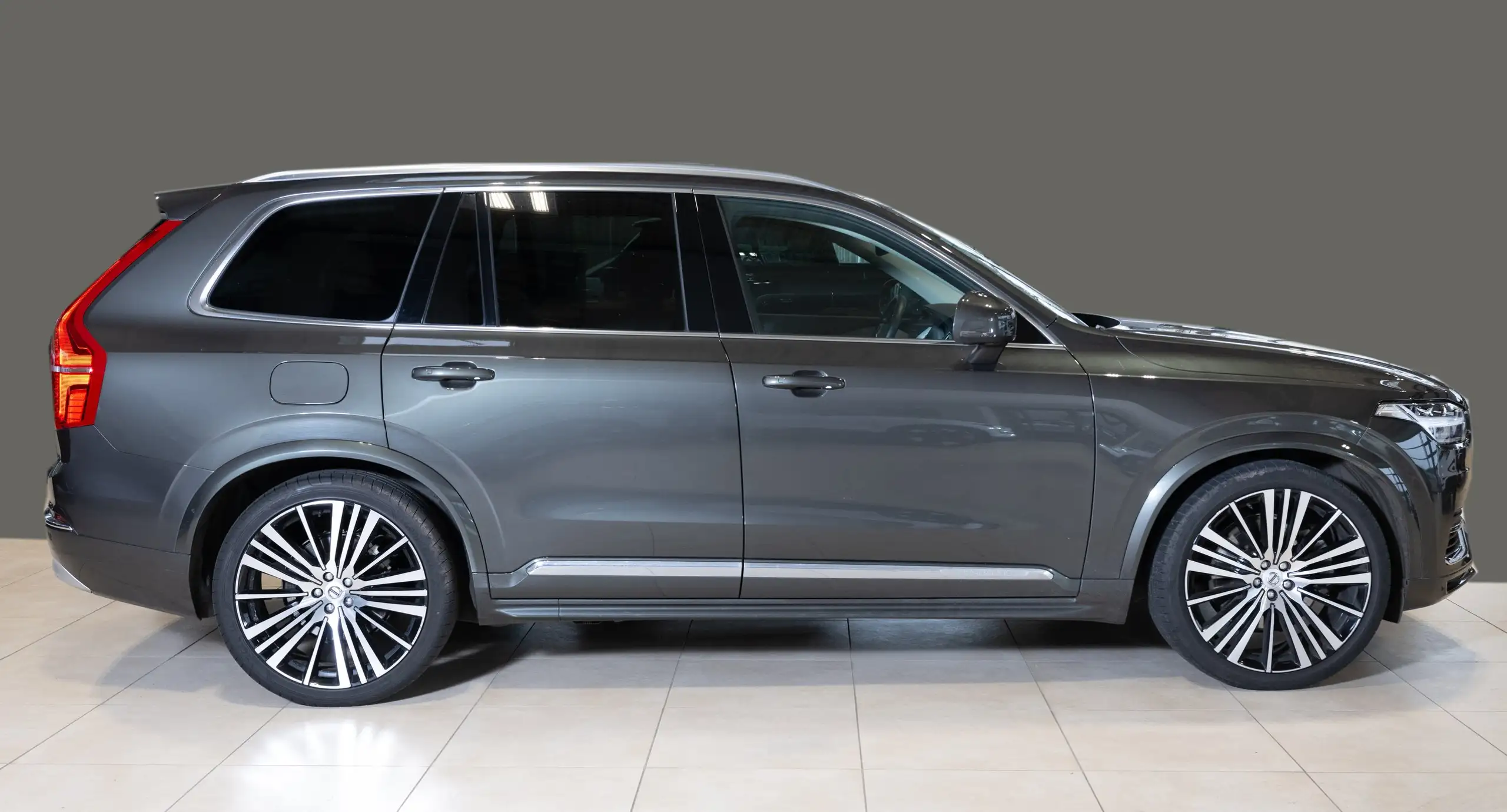 Volvo - XC90