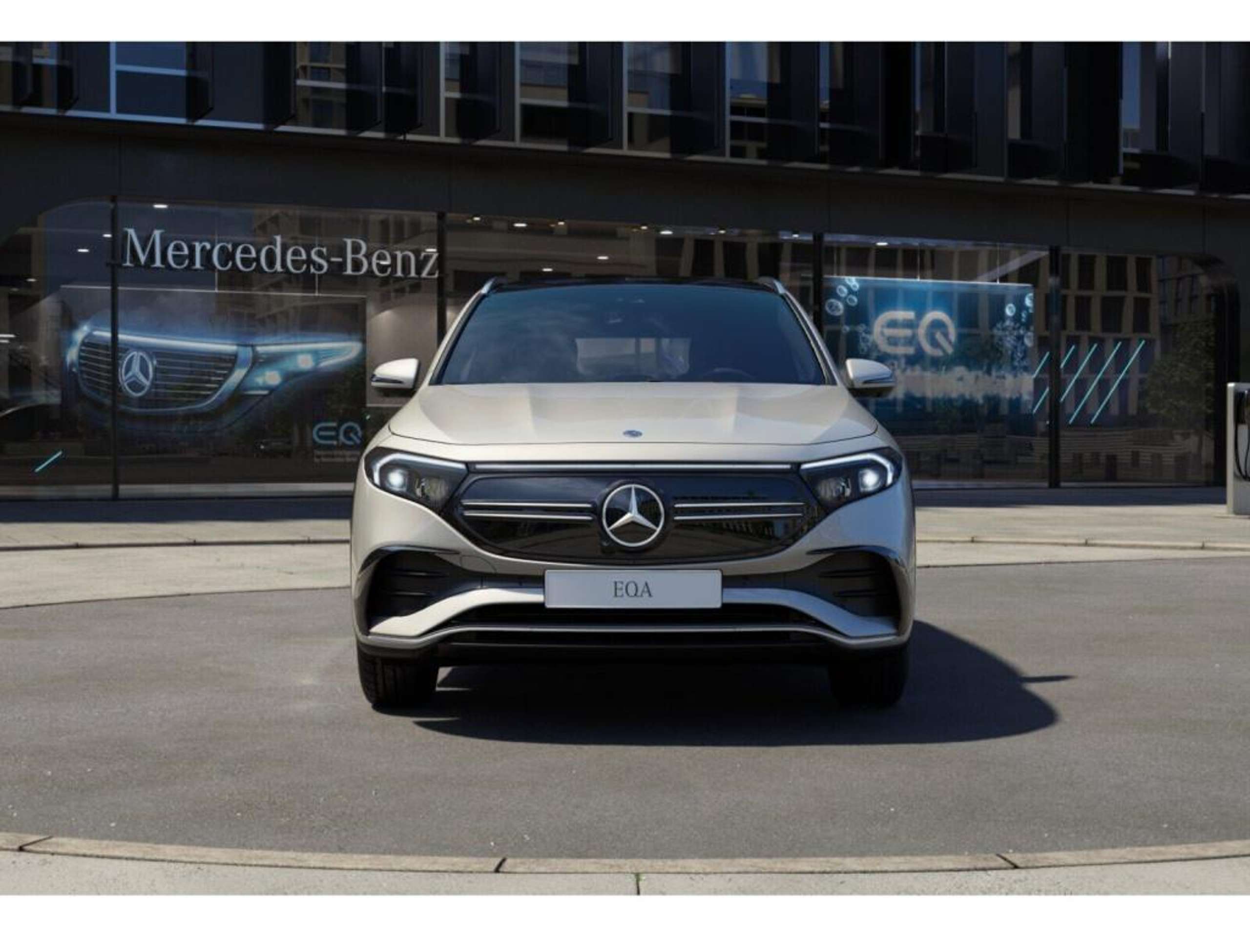 Mercedes-Benz - EQA 300