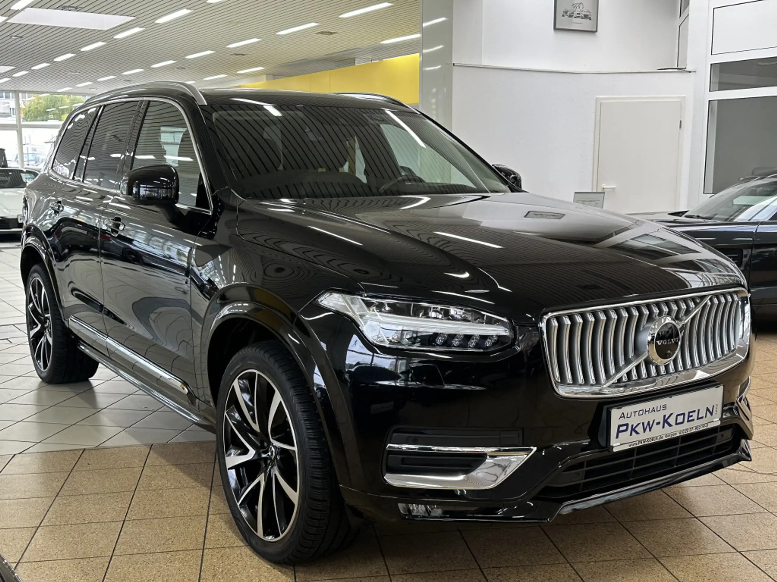 Volvo - XC90