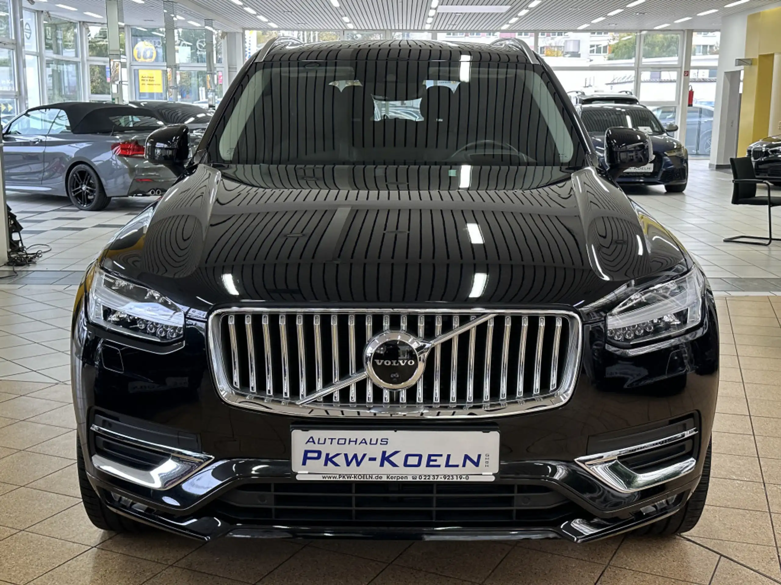 Volvo - XC90