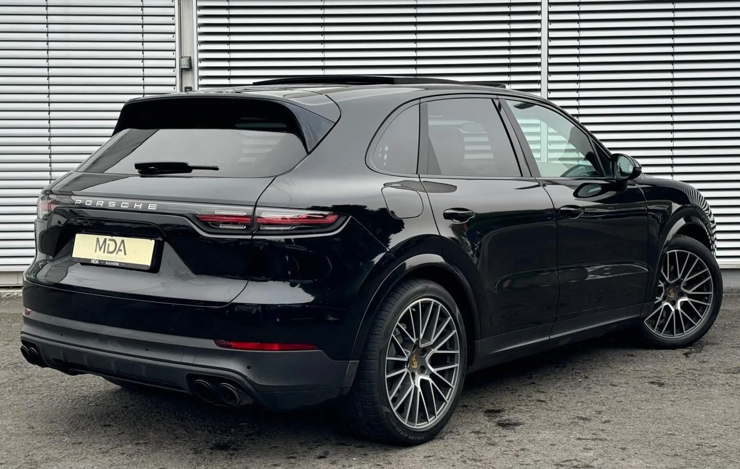 Porsche - Cayenne