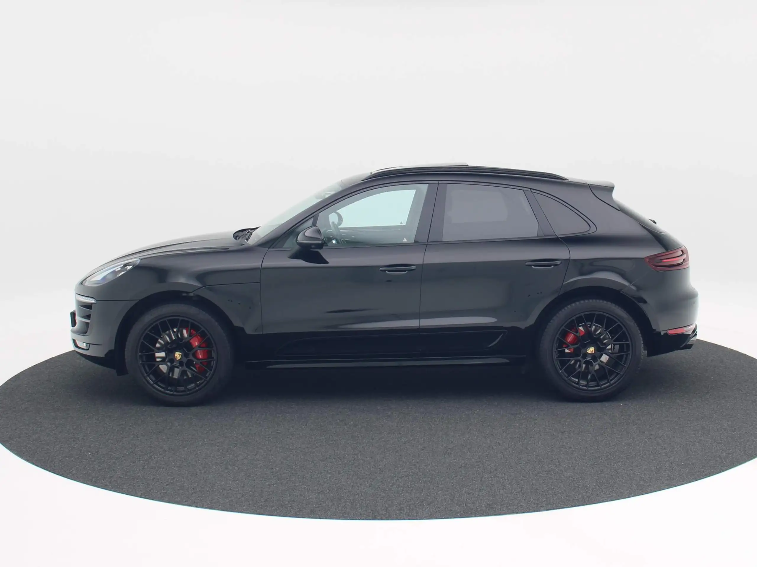 Porsche - Macan