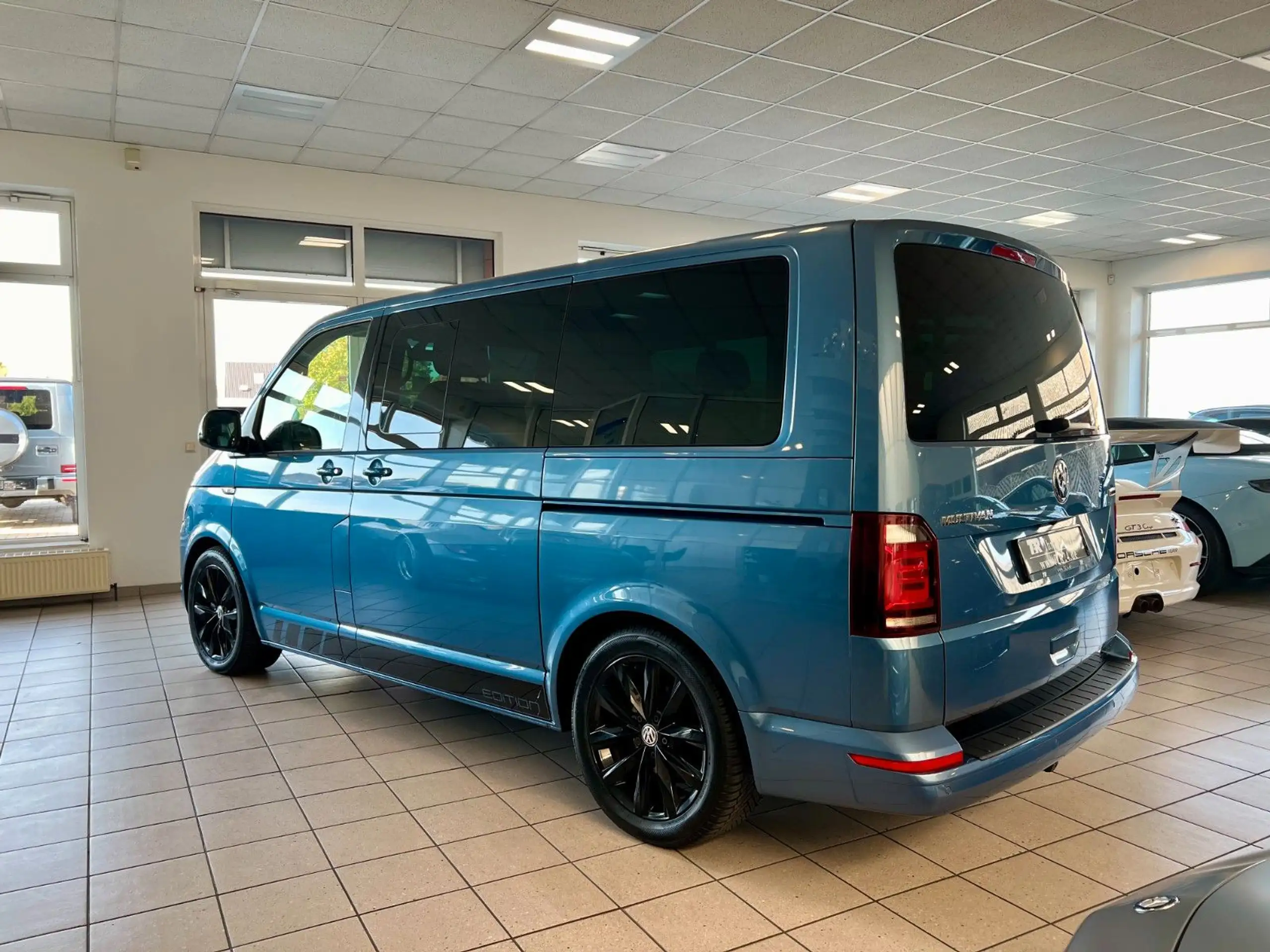 Volkswagen - T6 Multivan