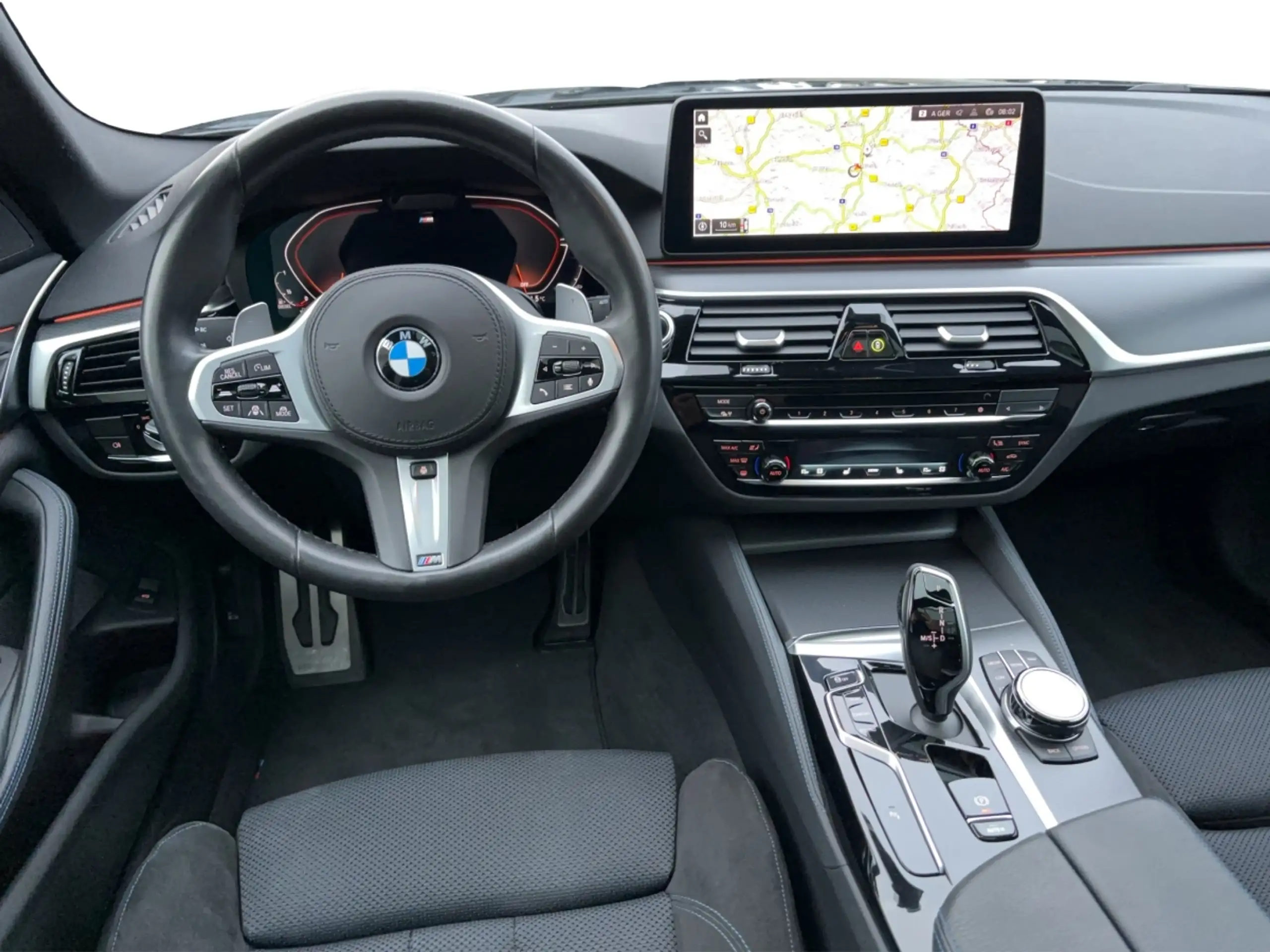 BMW - 540