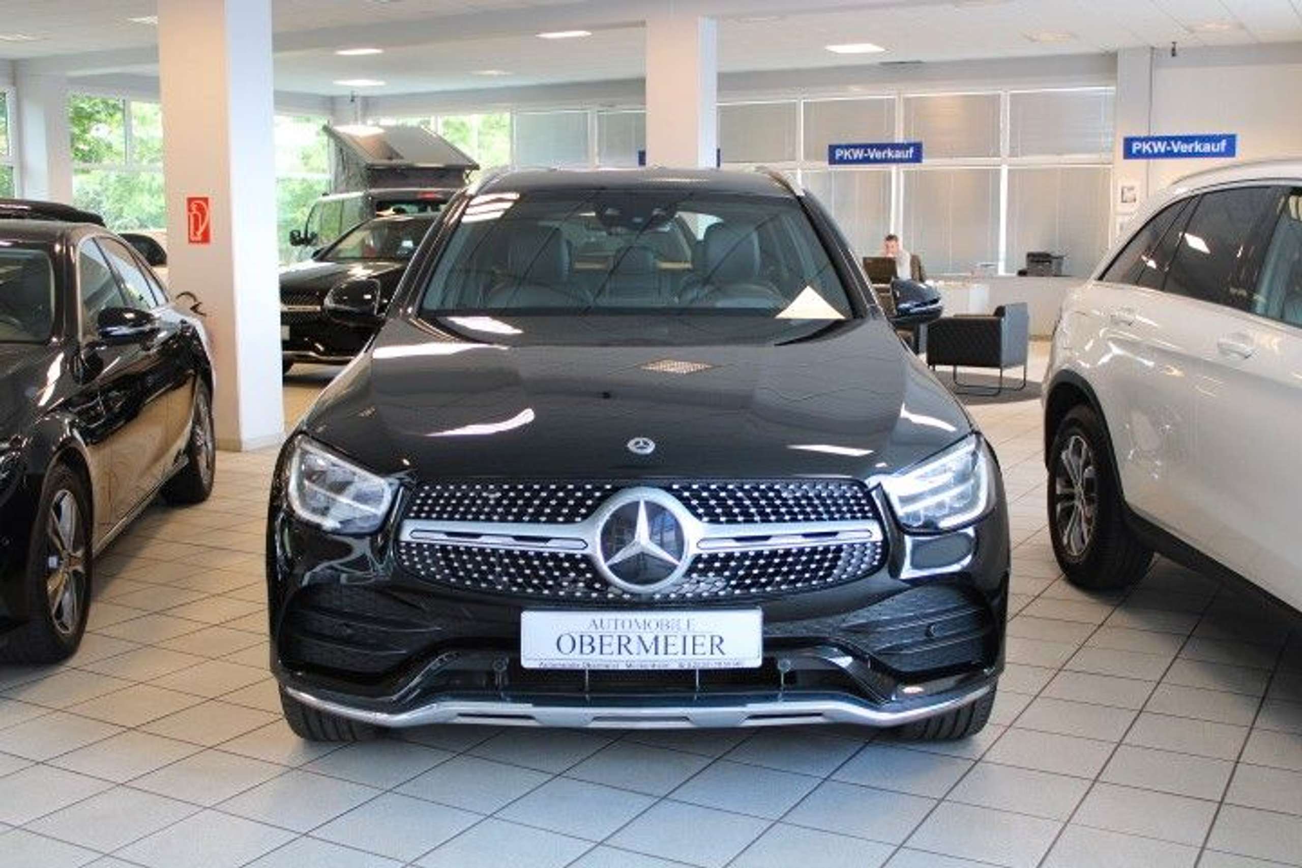 Mercedes-Benz - GLC 220