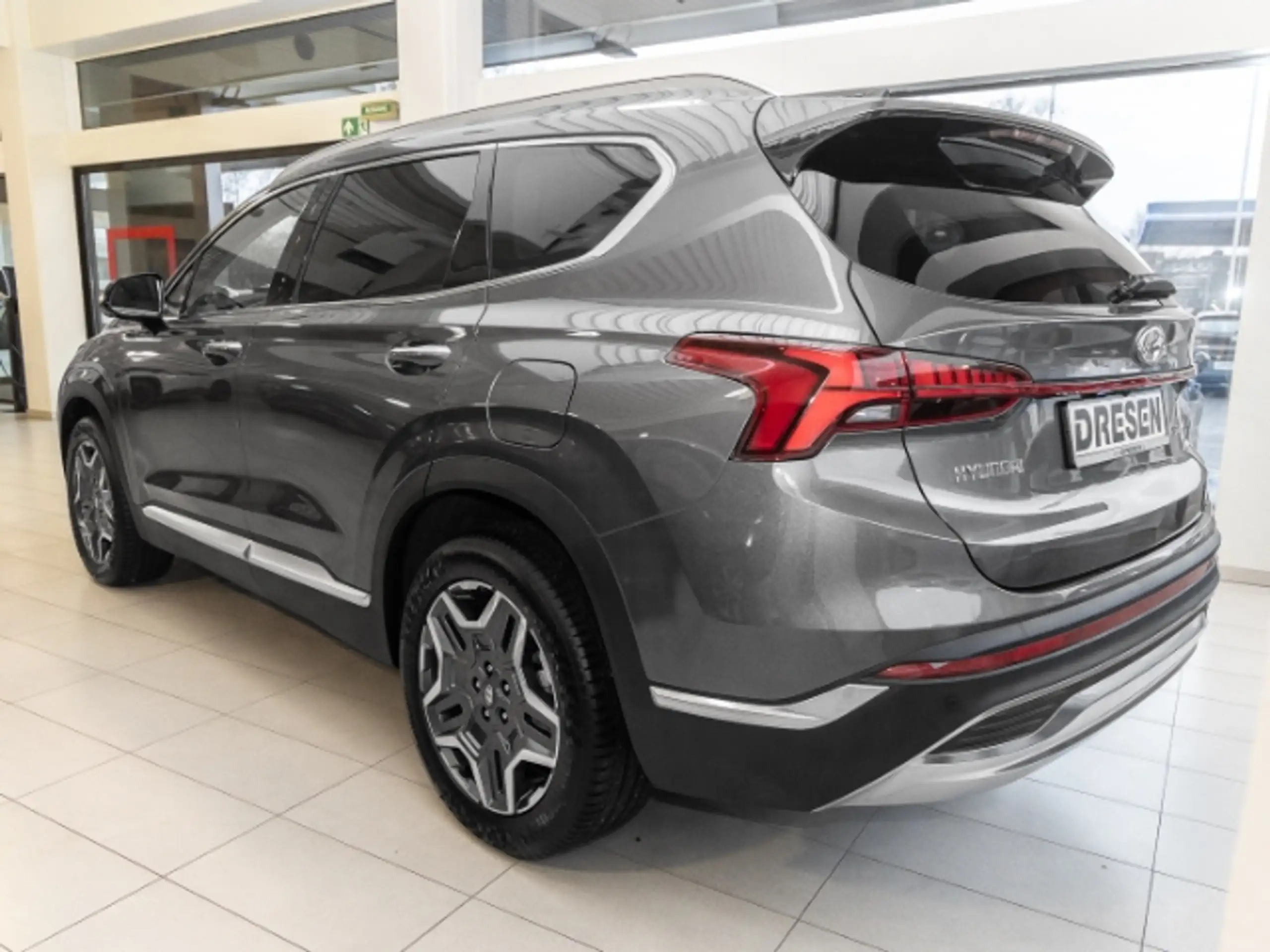 Hyundai - SANTA FE