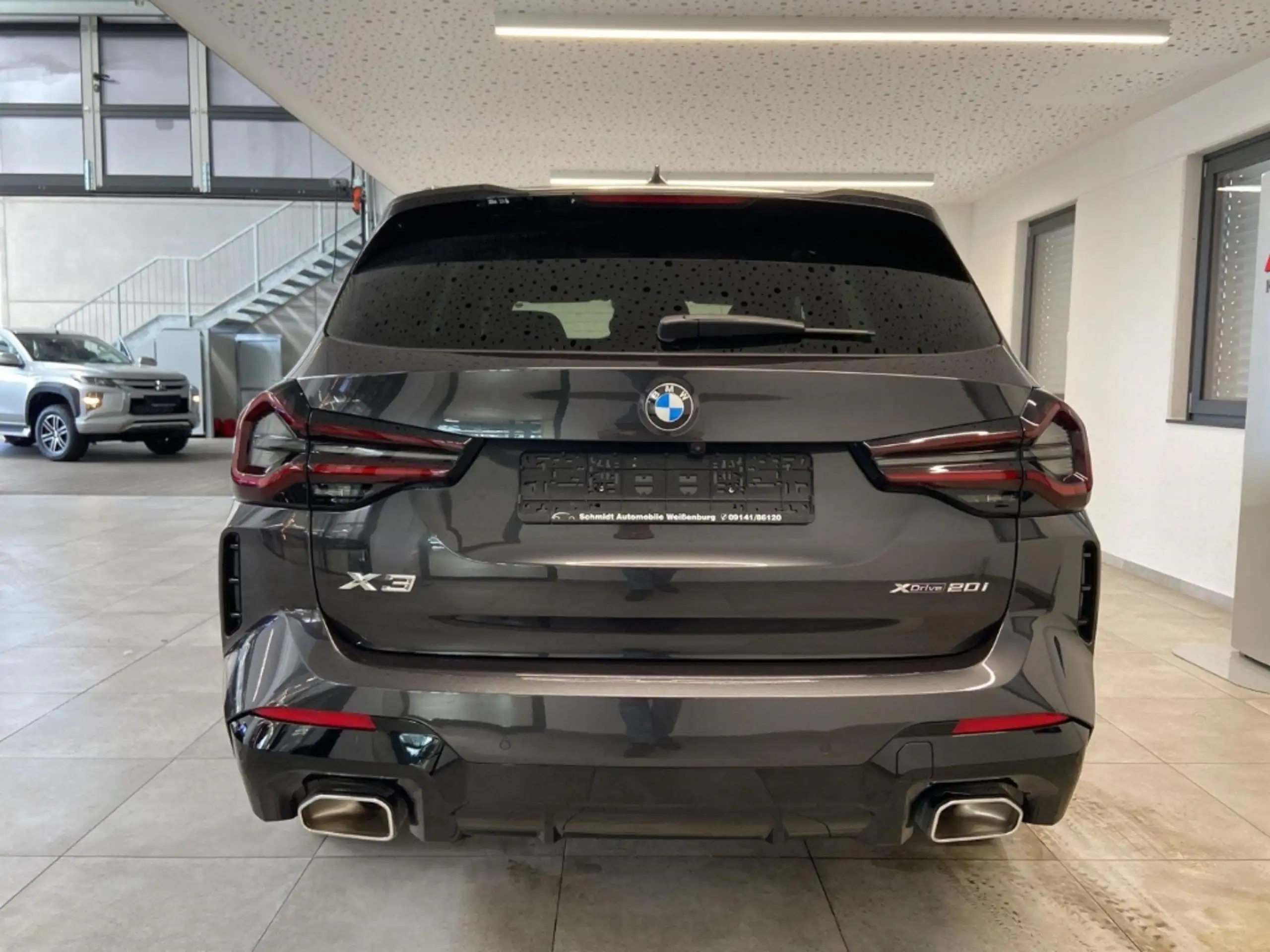 BMW - X3