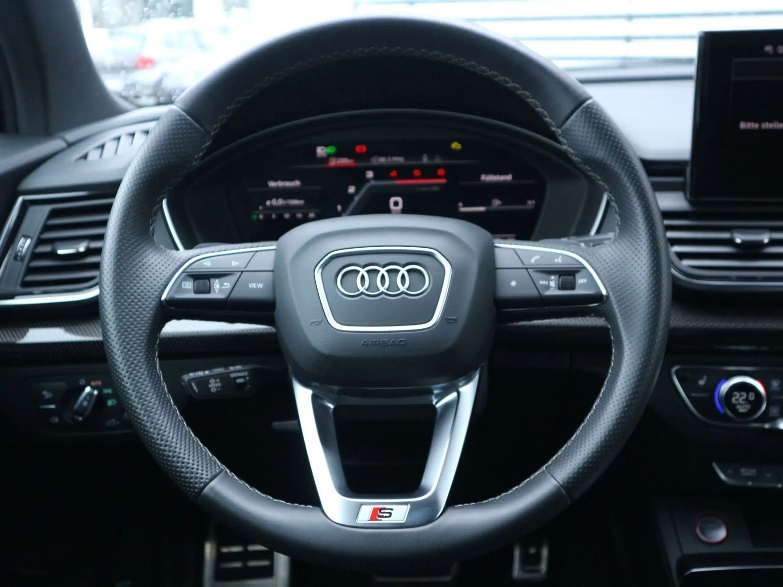 Audi - SQ5