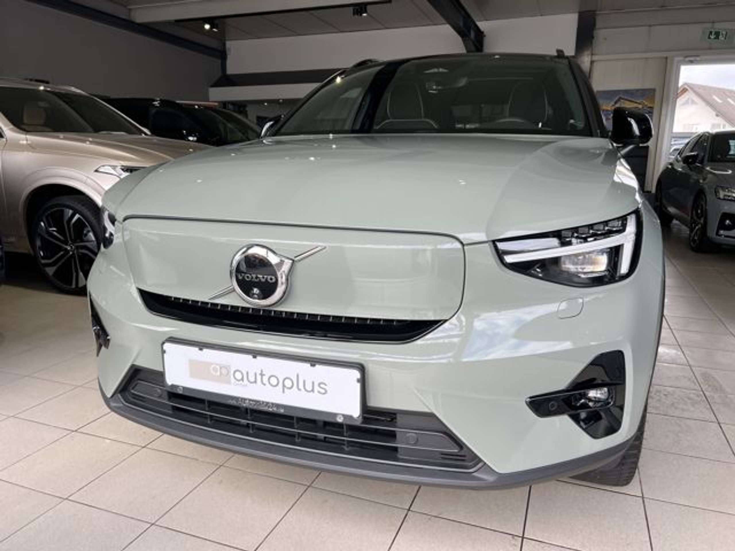 Volvo - XC40