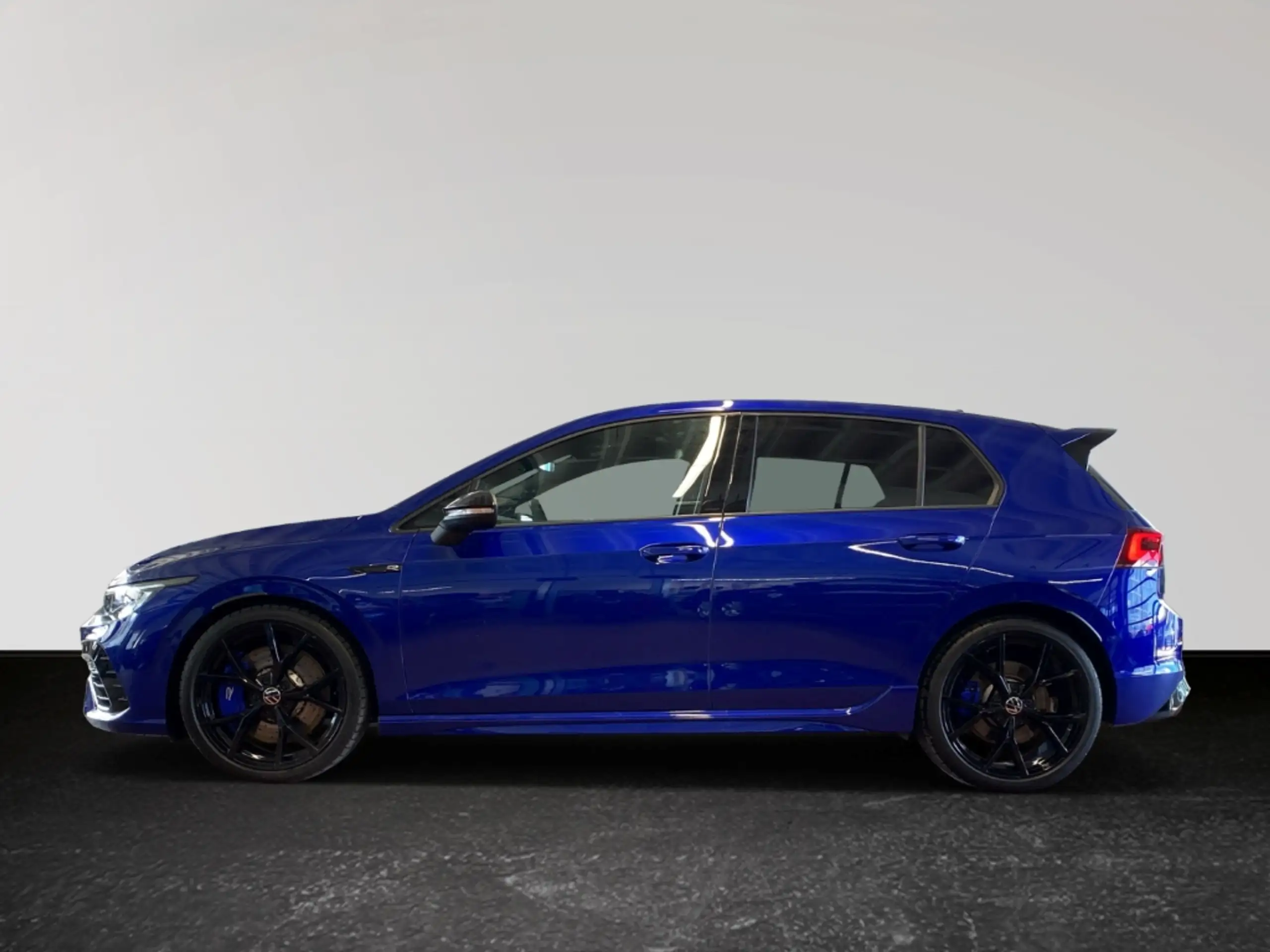 Volkswagen - Golf R