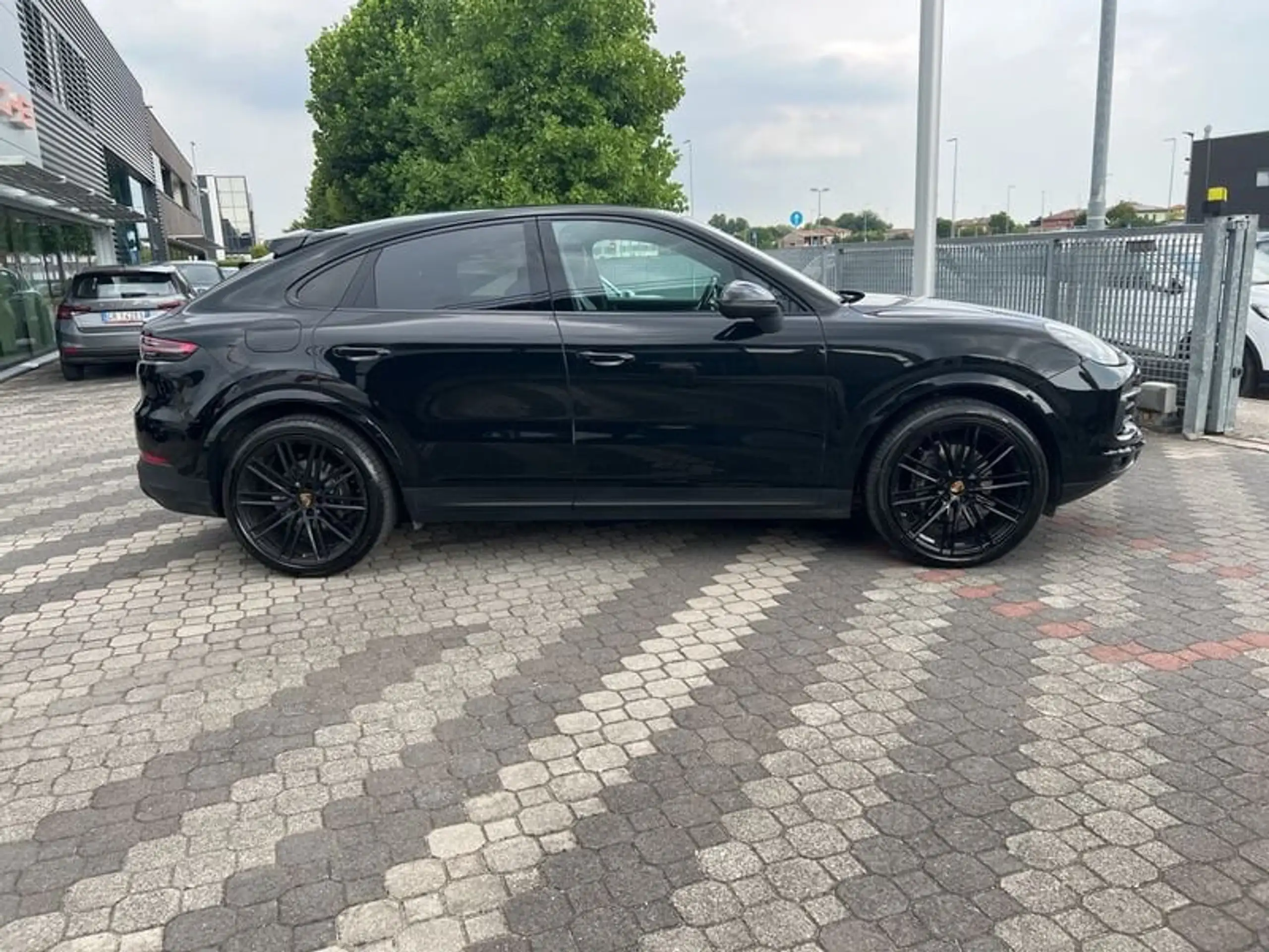 Porsche - Cayenne