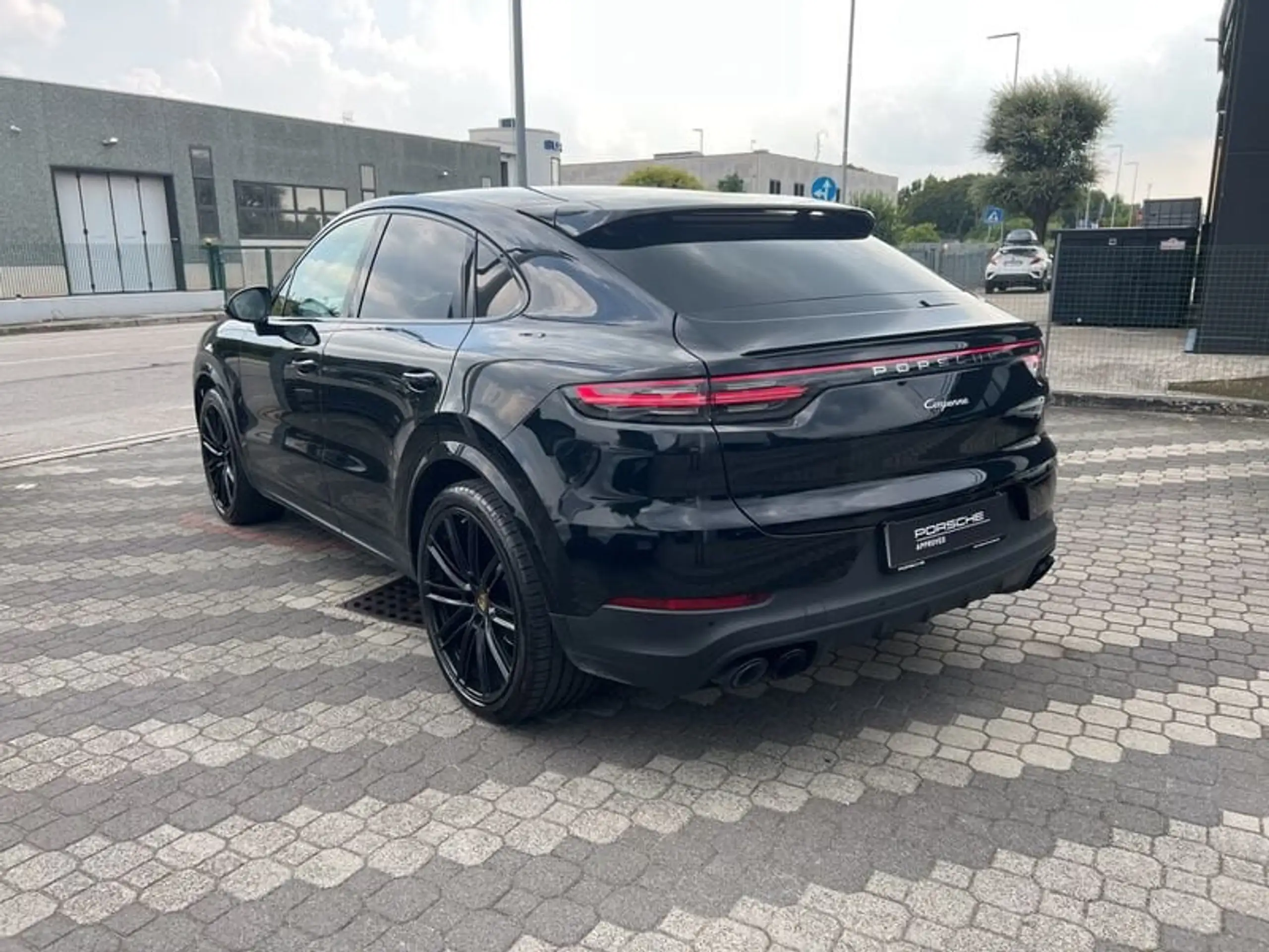 Porsche - Cayenne