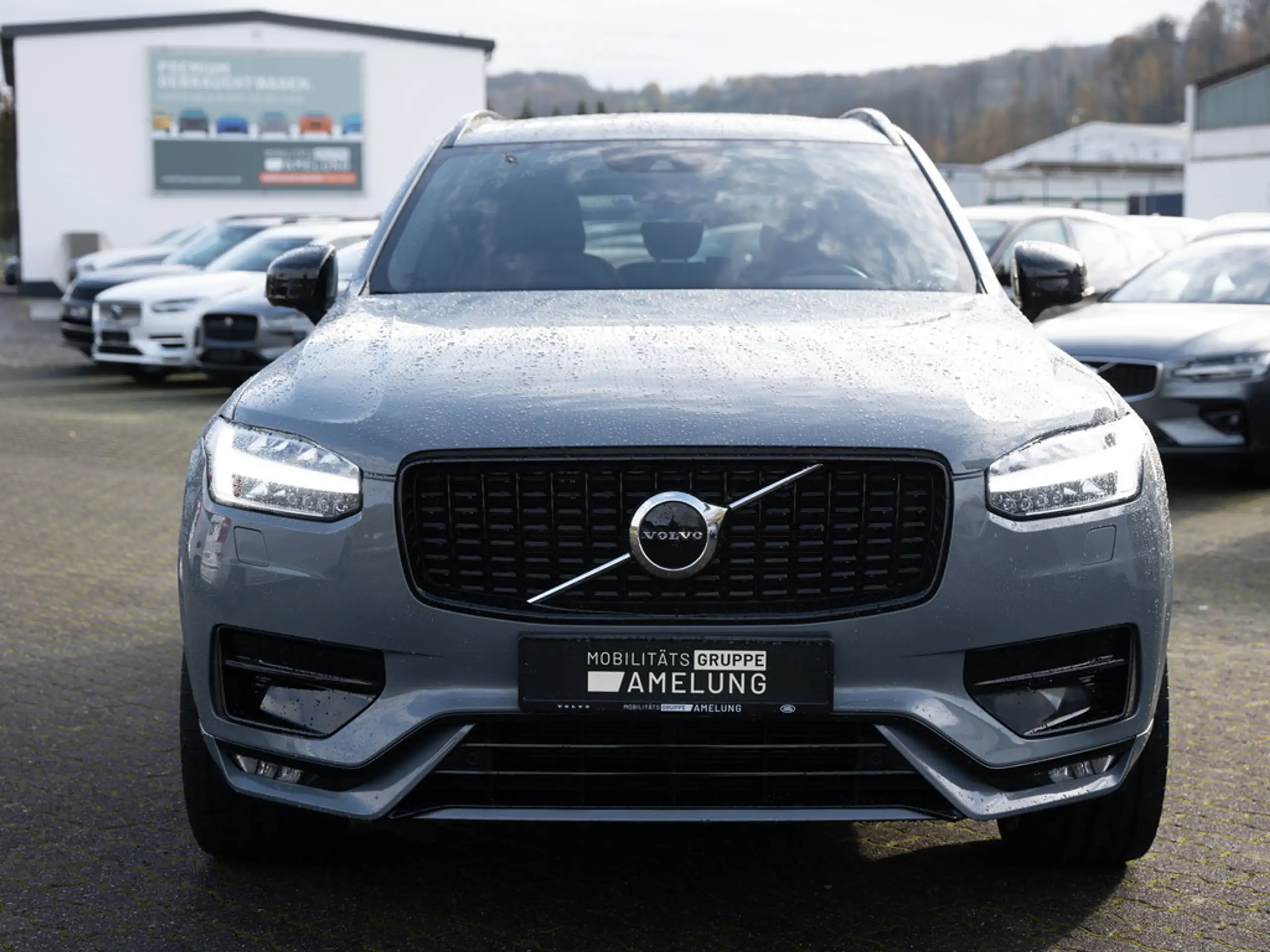 Volvo - XC90