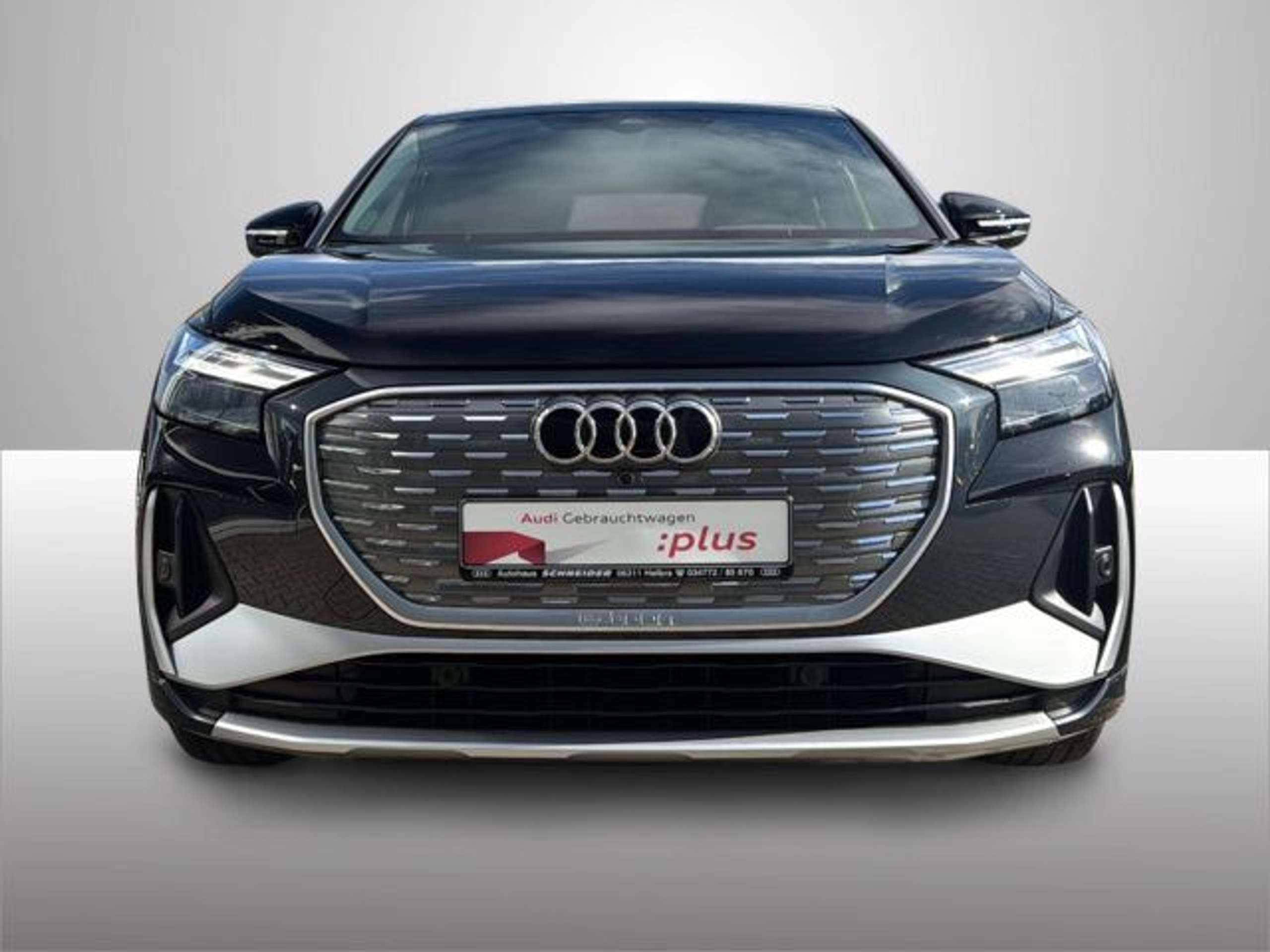 Audi - Q4 e-tron