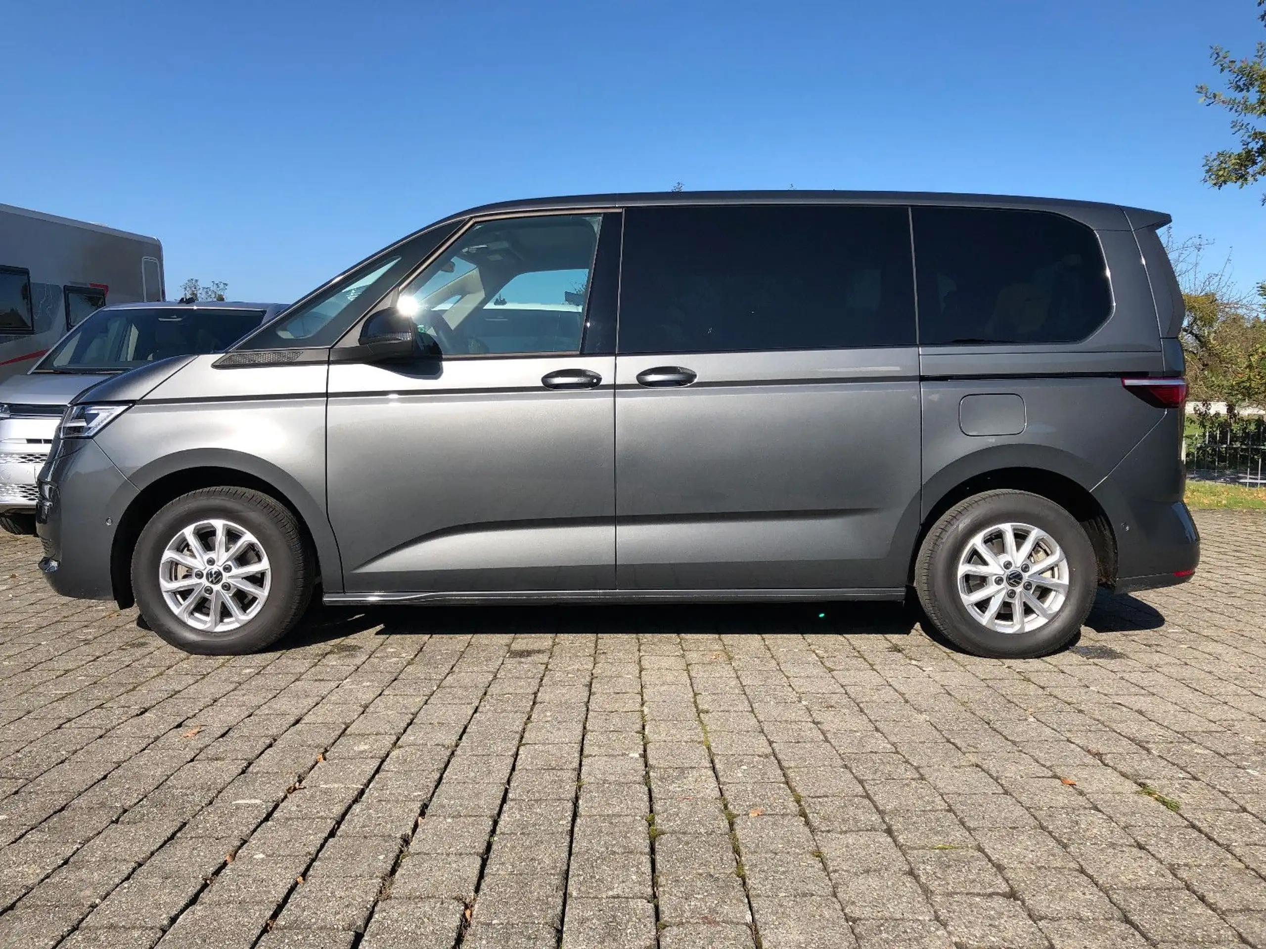 Volkswagen - T7 Multivan