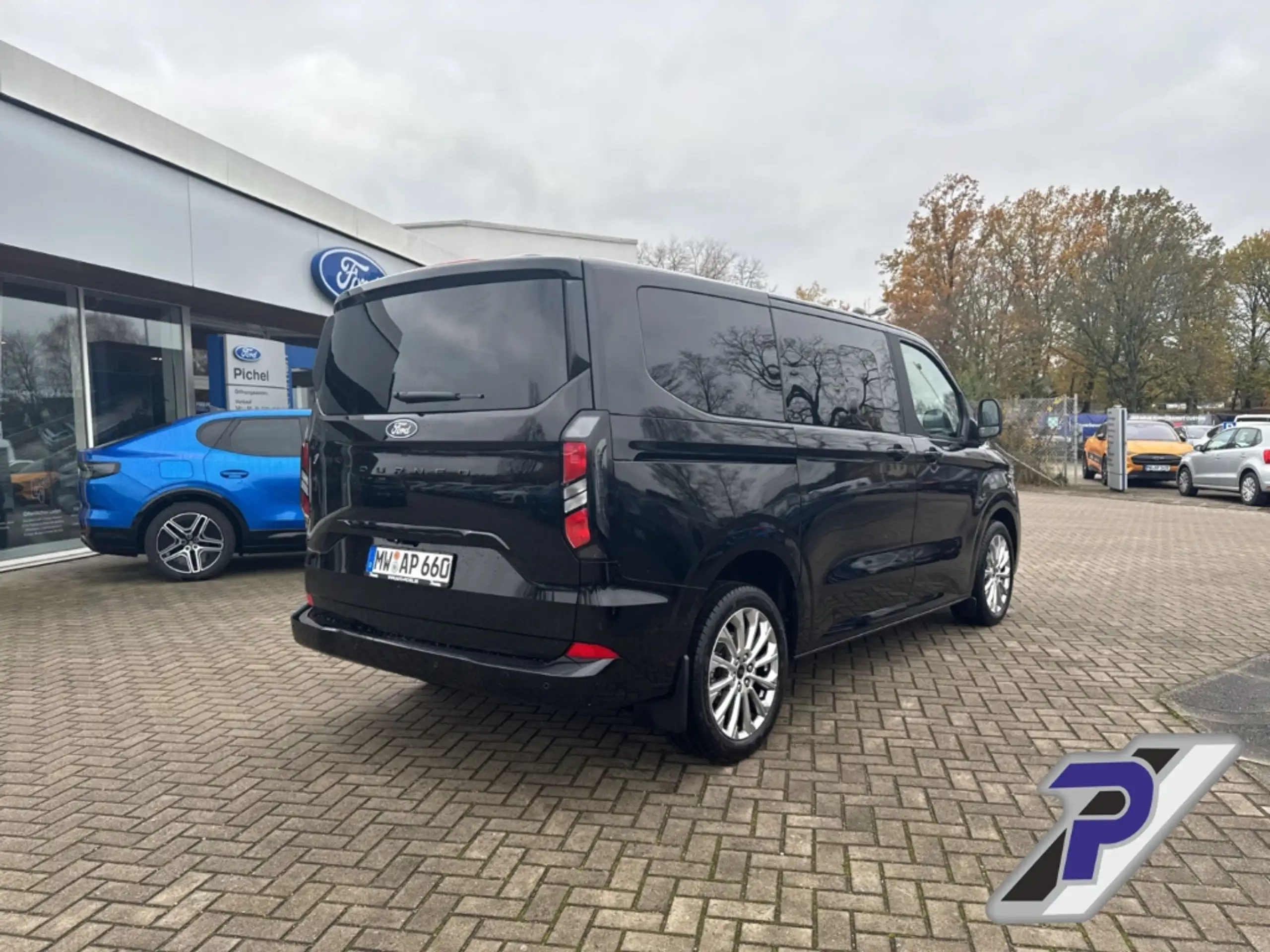 Ford - Tourneo Custom