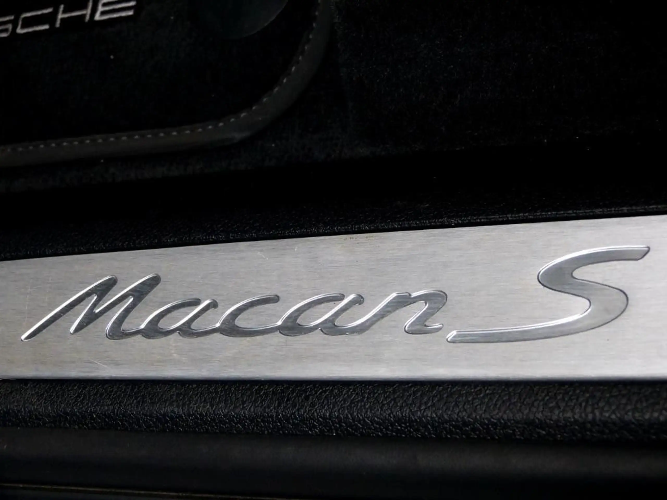 Porsche - Macan