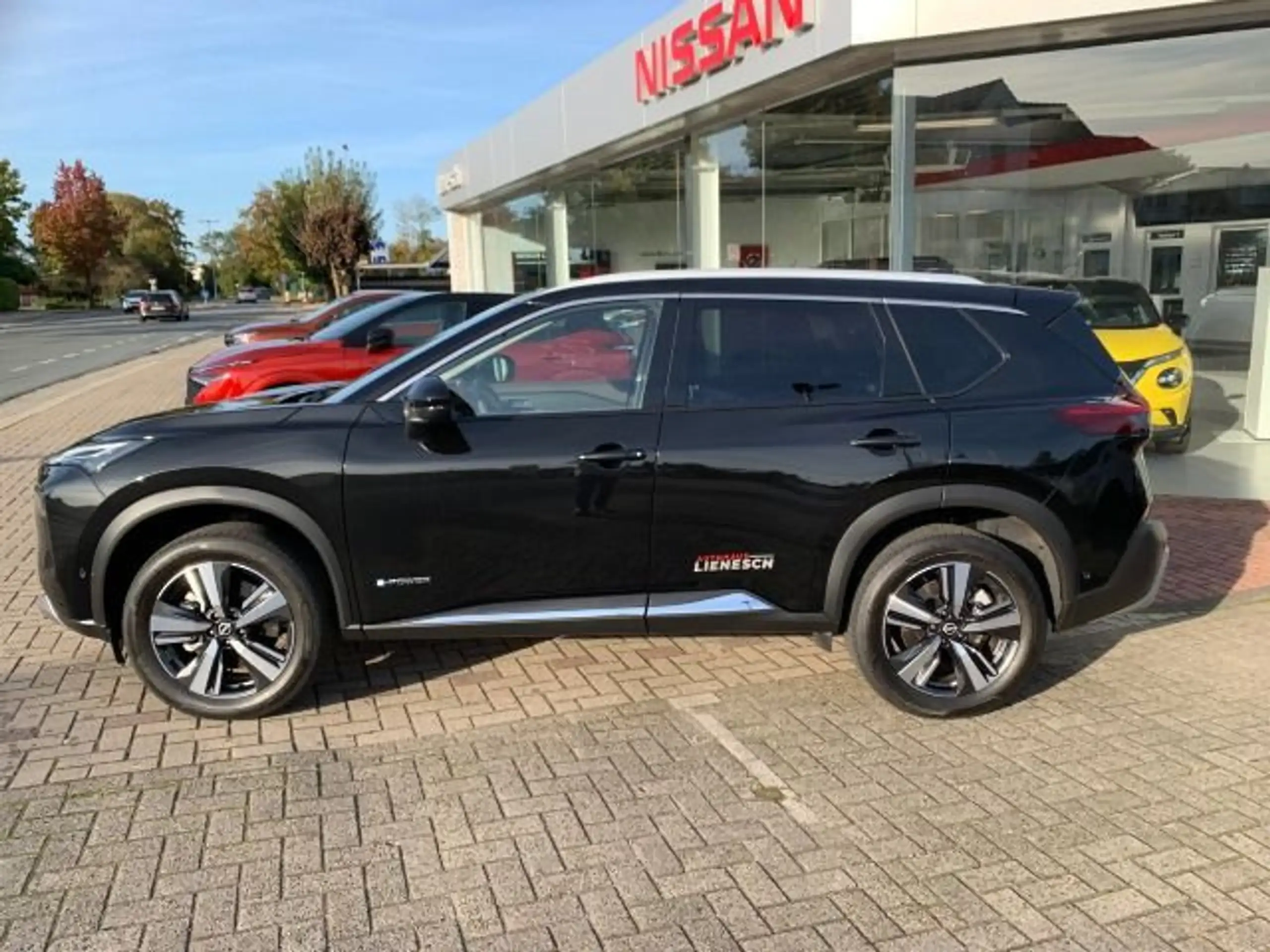 Nissan - X-Trail