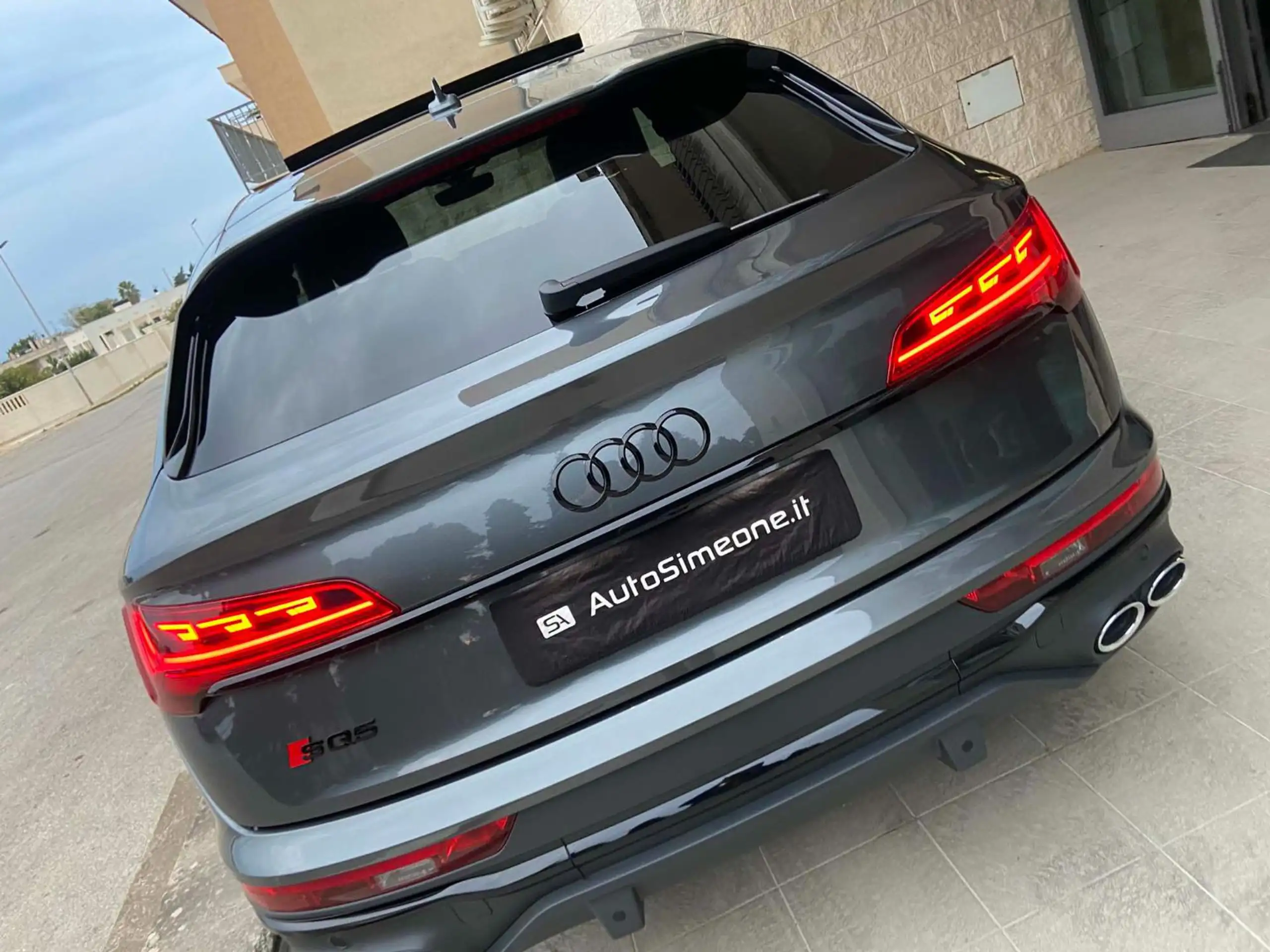 Audi - SQ5