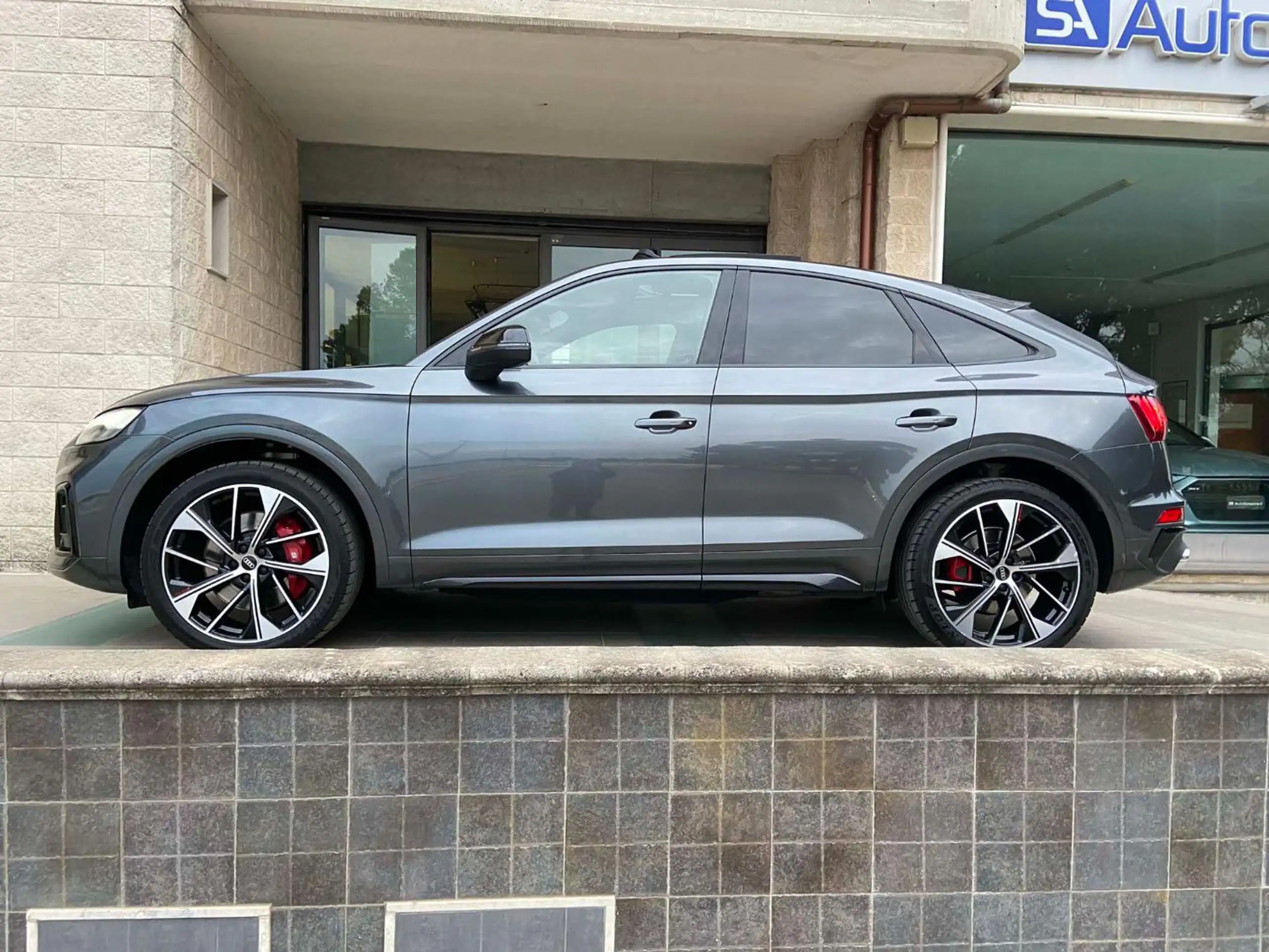 Audi - SQ5